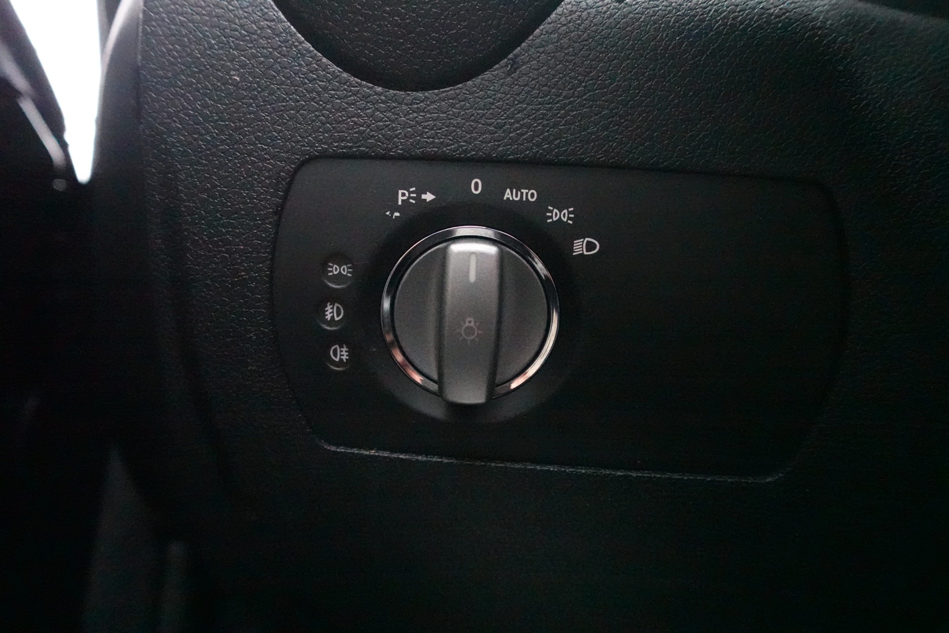 MERCEDES-BENZ SLK 350-image-9