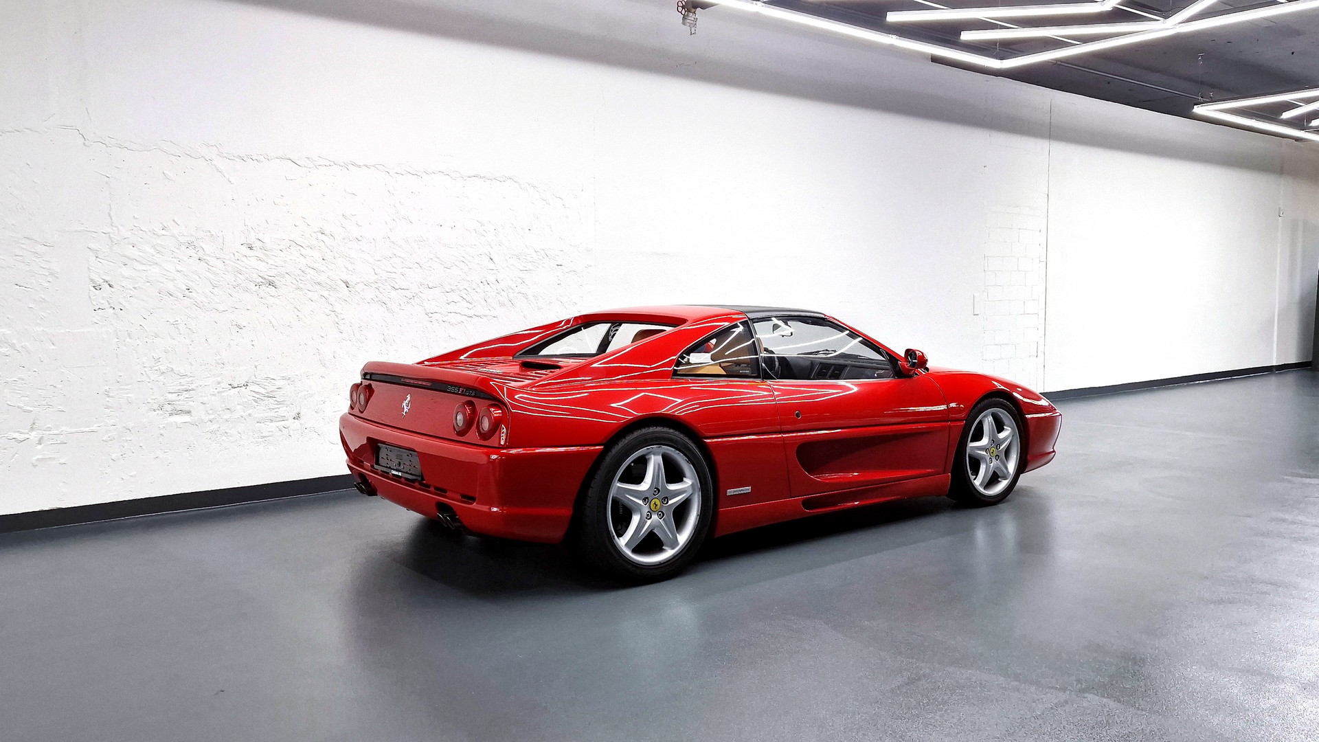 FERRARI F355 GTS-showroom-element-2