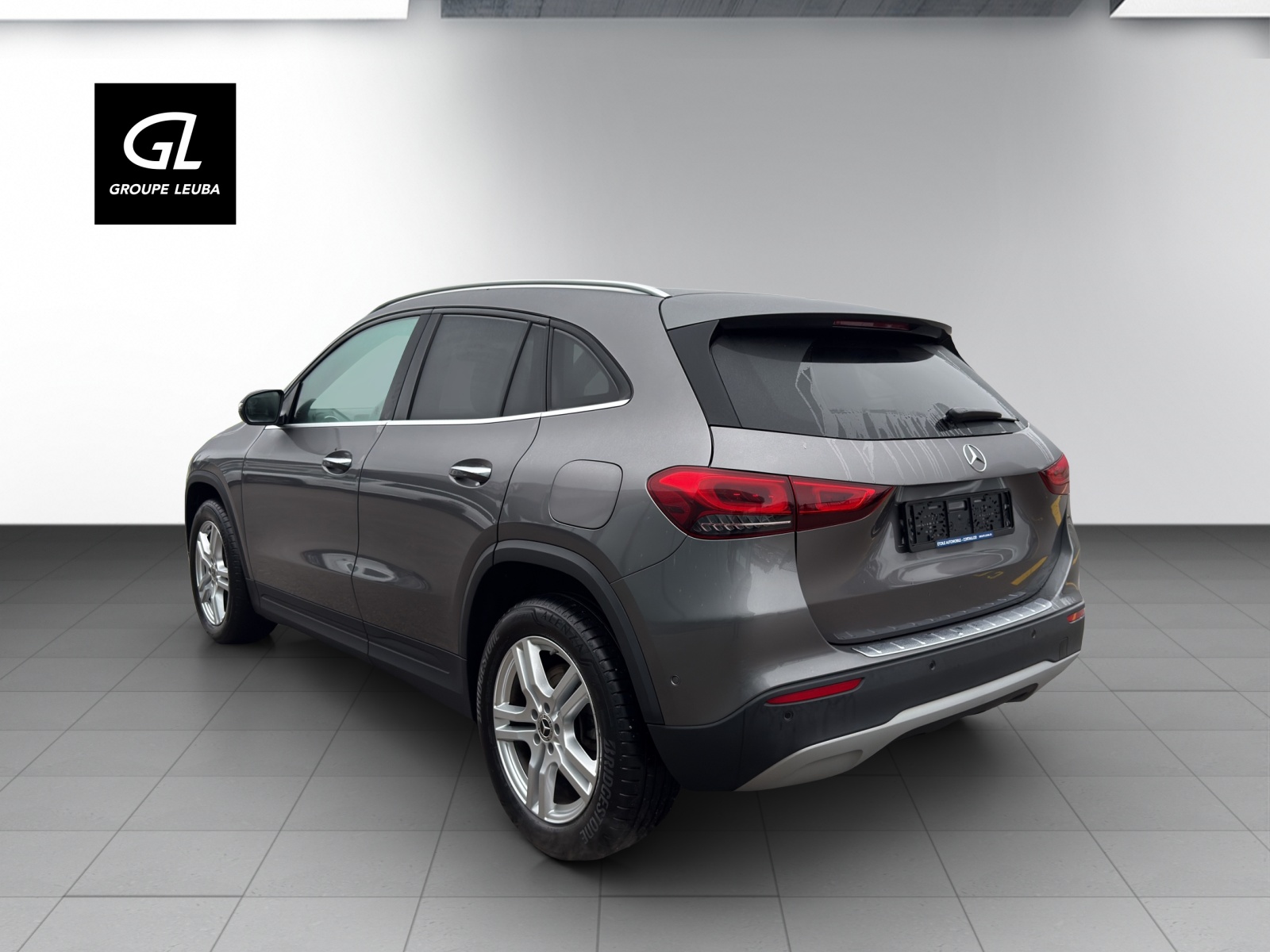 MERCEDES-BENZ GLA 250 Progressive4Matic-showroom-element-1