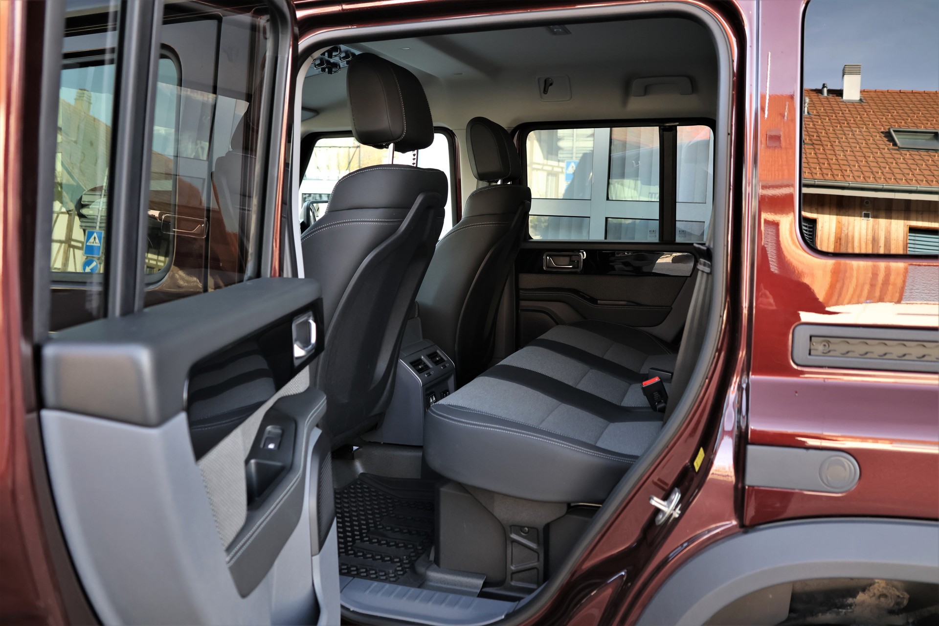 INEOS Grenadier 3.0D Fieldmaster Edition (CH) + 3'500KG AHK-image-10