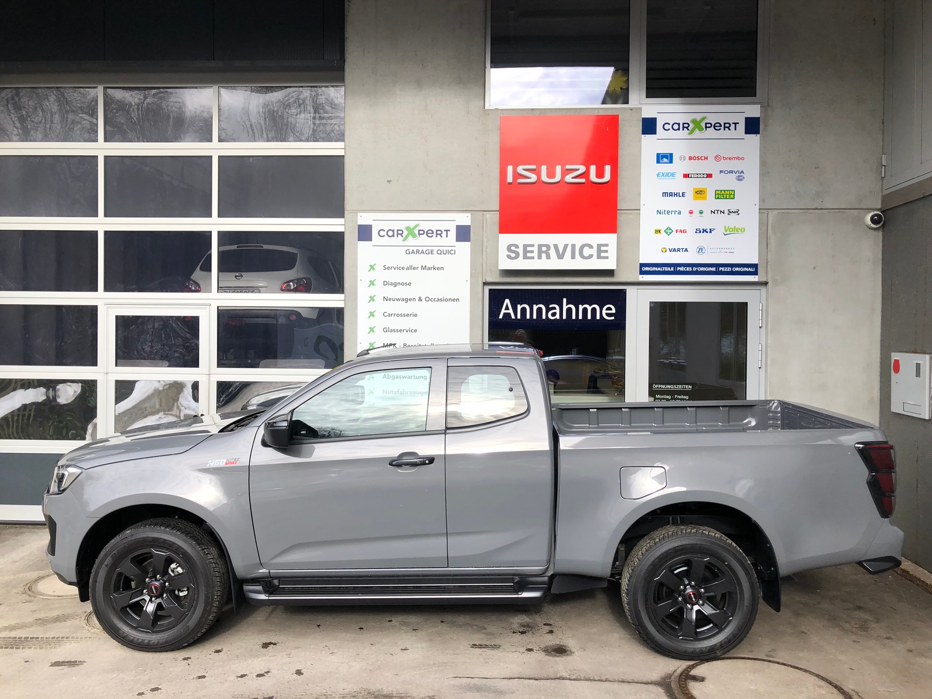 ISUZU D-MAX 1.9 SpaceCab Nitro Sport 4x4 AT-image-5