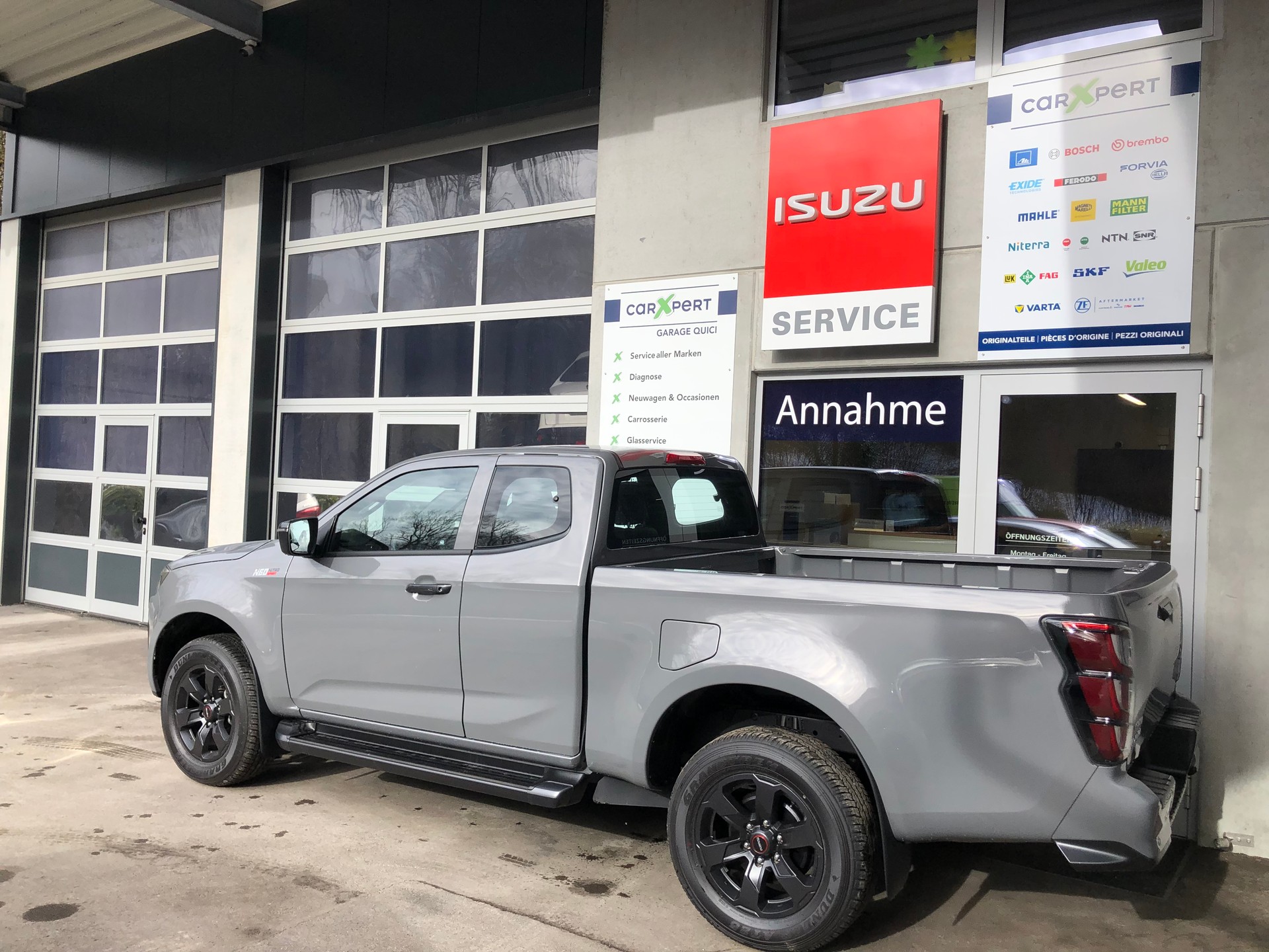 ISUZU D-MAX 1.9 SpaceCab Nitro Sport 4x4 AT-image-3
