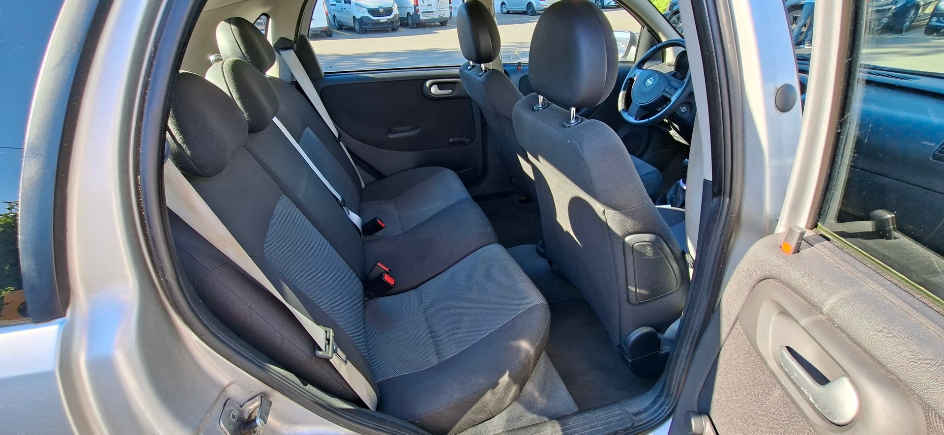 OPEL Corsa 1.2 TP Cosmo-image-3