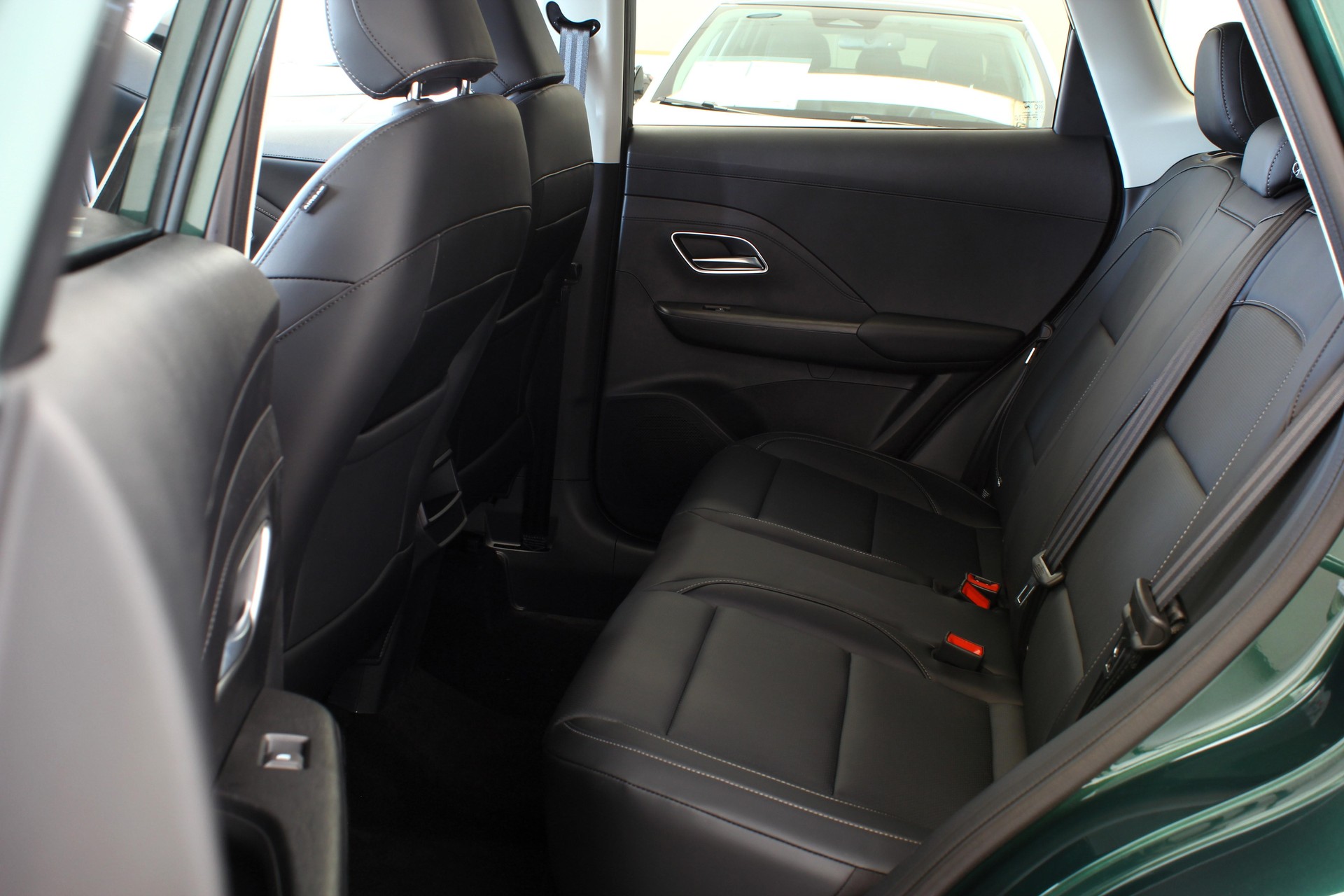MG ZS 1.5 Hybrid+ Luxury-image-8