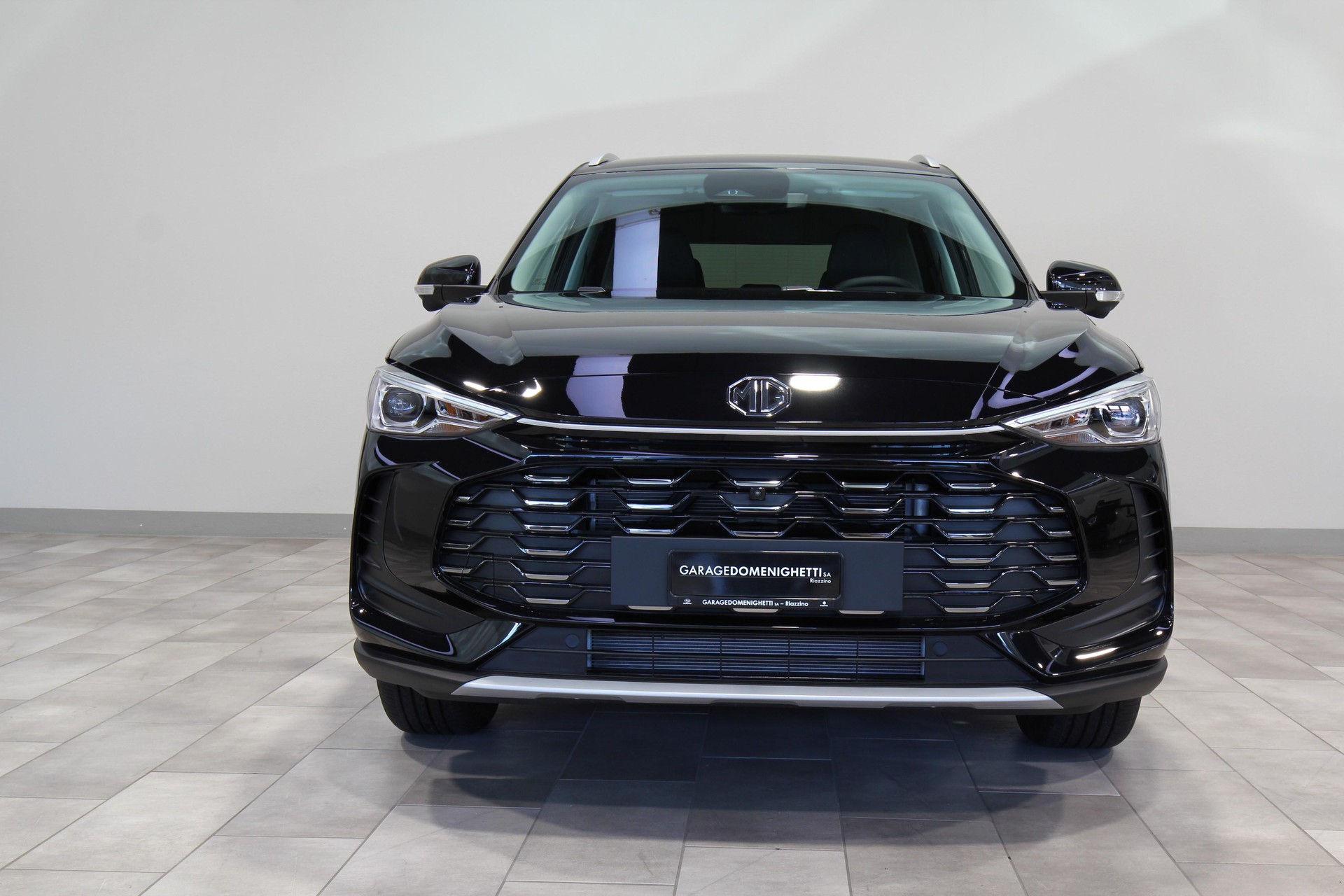 MG ZS 1.5 Hybrid+ Luxury-image-1