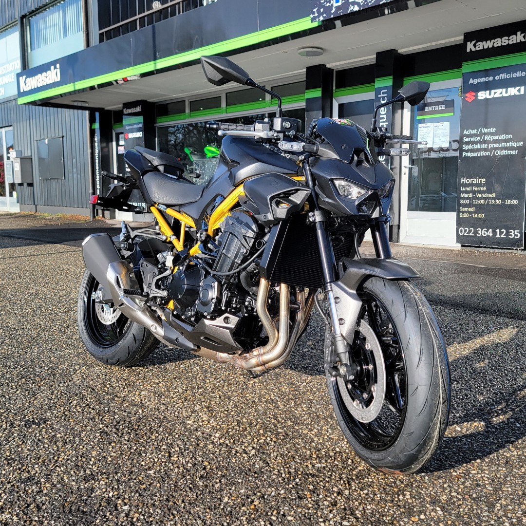 KAWASAKI Z 900