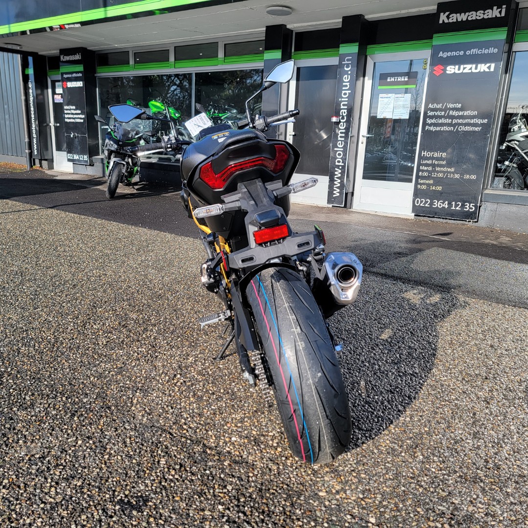 KAWASAKI Z 900-image-8
