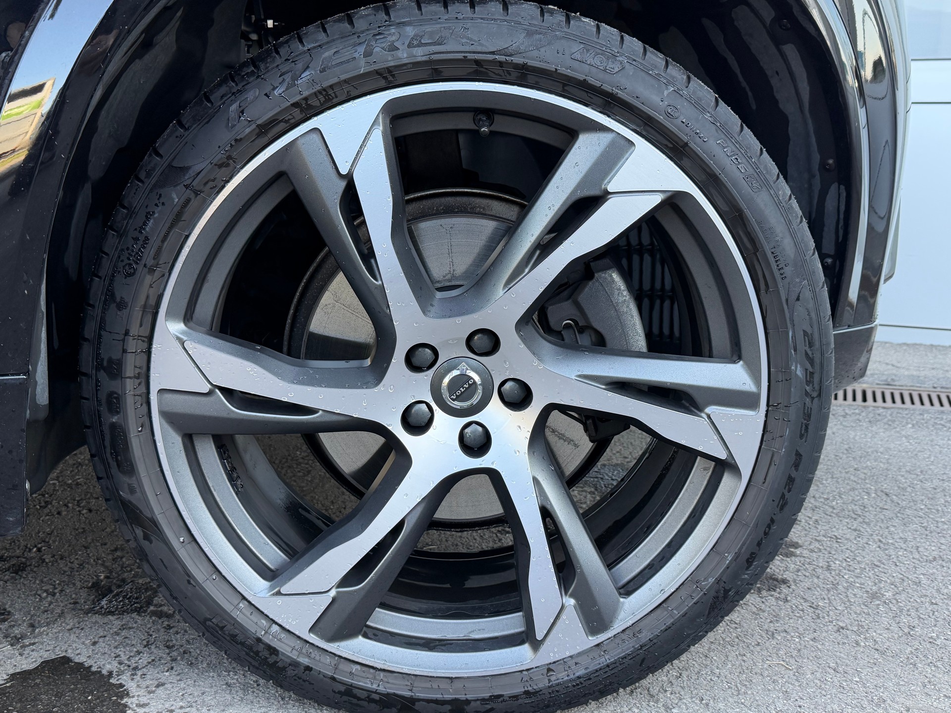 VOLVO XC90 B5 Diesel Mild Hybrid AWD R-Design Geartronic-image-11