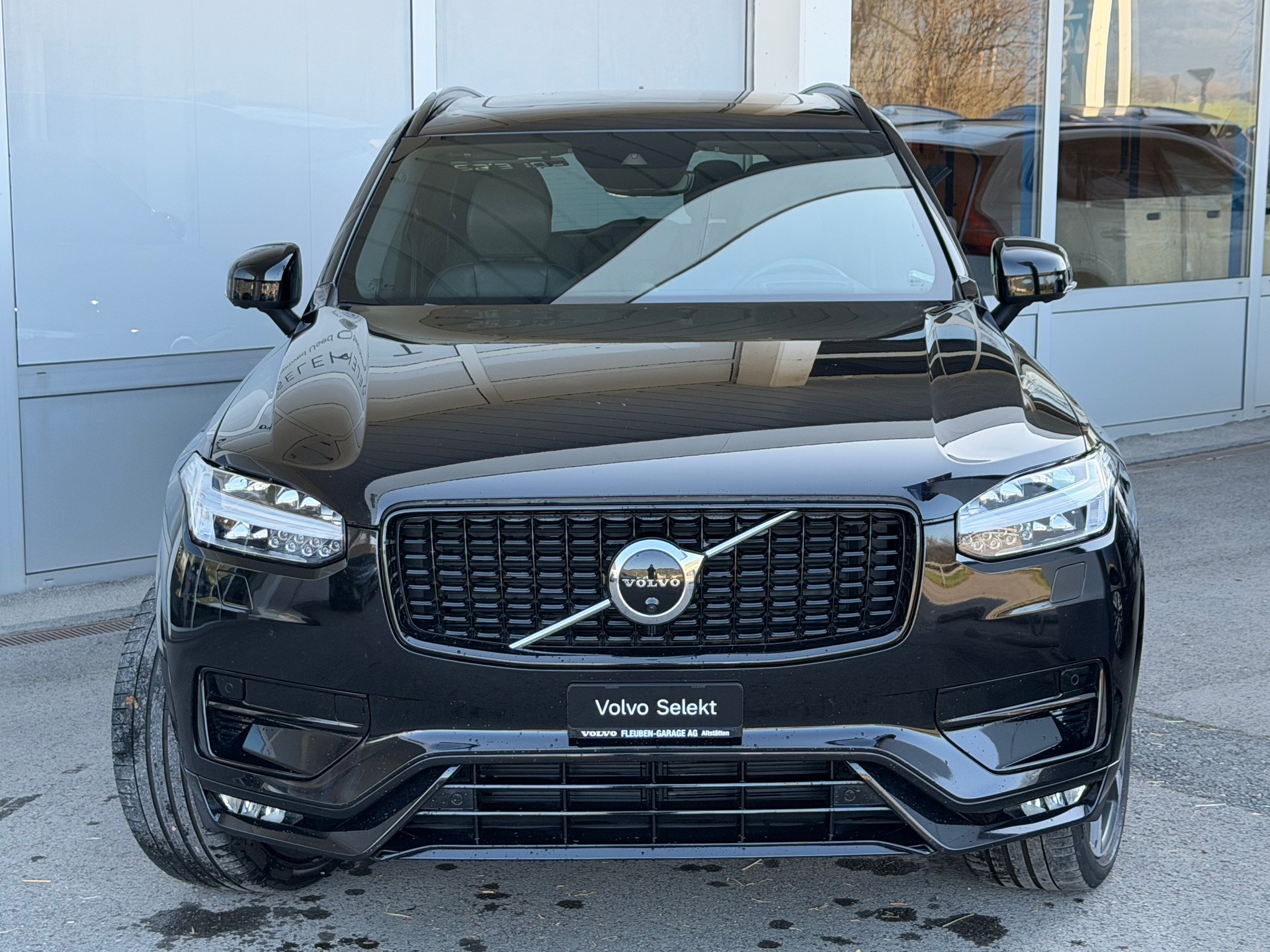 VOLVO XC90 B5 Diesel Mild Hybrid AWD R-Design Geartronic-image-29