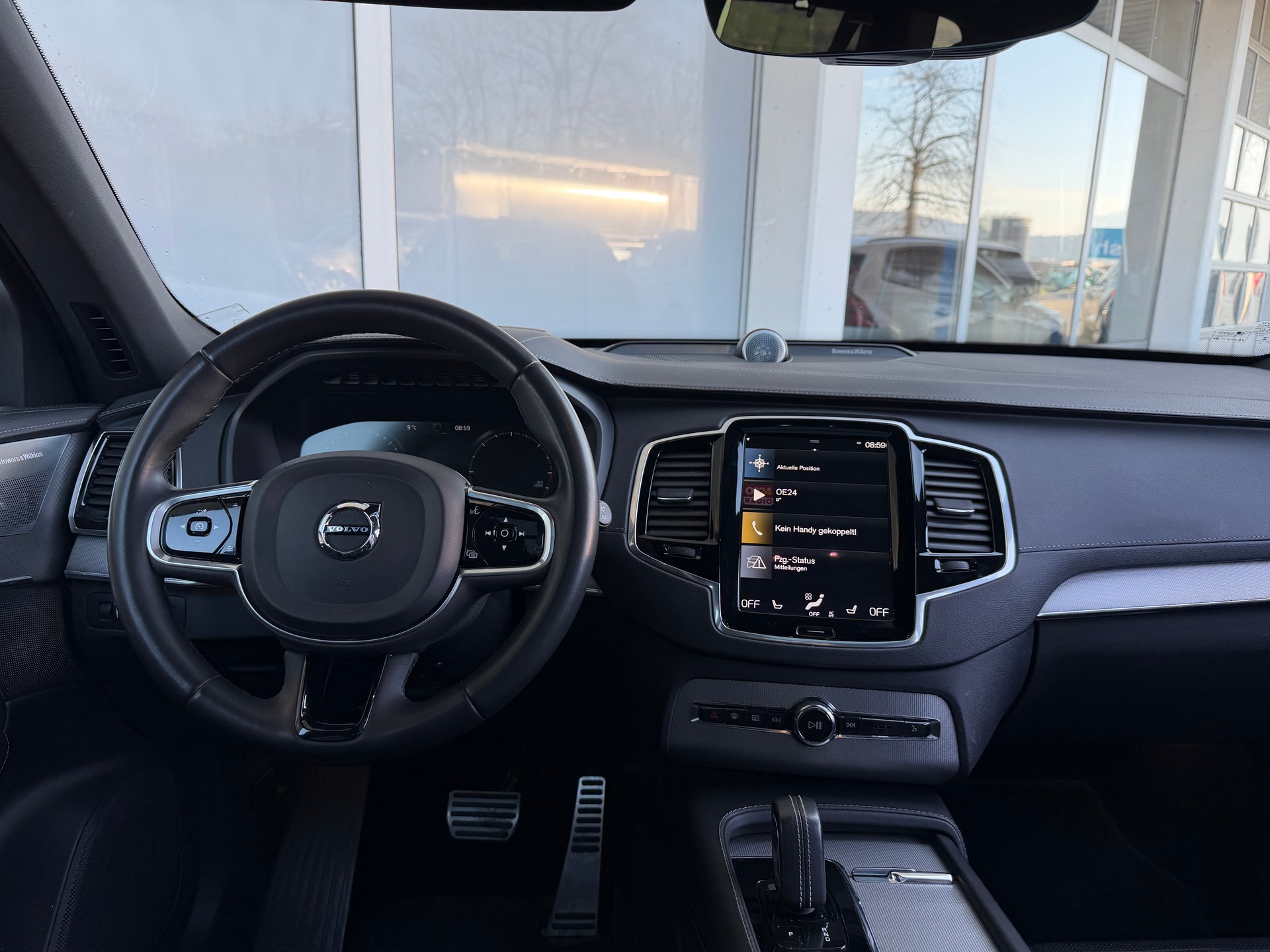 VOLVO XC90 B5 Diesel Mild Hybrid AWD R-Design Geartronic-image-10