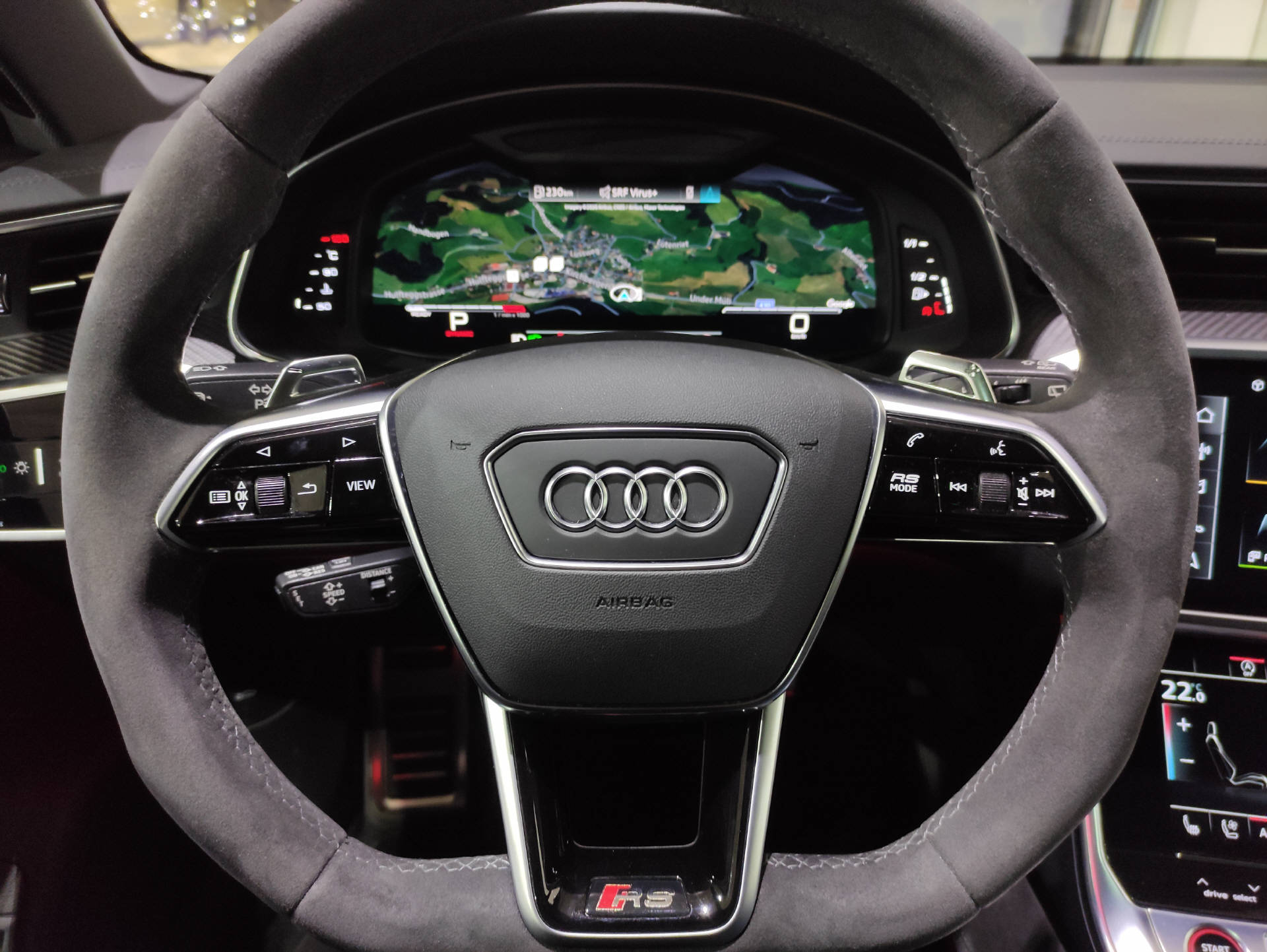 AUDI RS6 Avant 4.0 V8 TFSI quattro T-Tronic-image-5