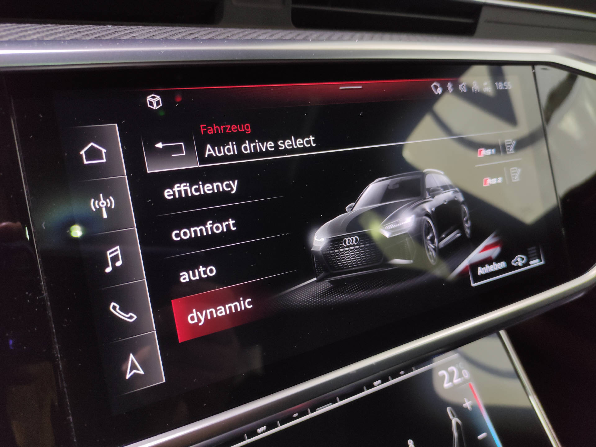 AUDI RS6 Avant 4.0 V8 TFSI quattro T-Tronic-image-8