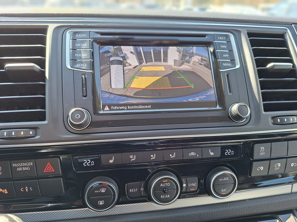 VW T6 Multivan 2.0 Bi-TDI Highline Liberty 4Motion-image-19