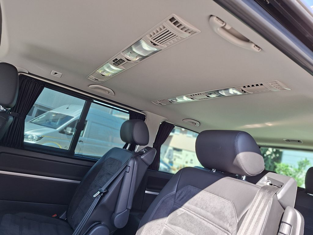 VW T6 Multivan 2.0 Bi-TDI Highline Liberty 4Motion-image-15