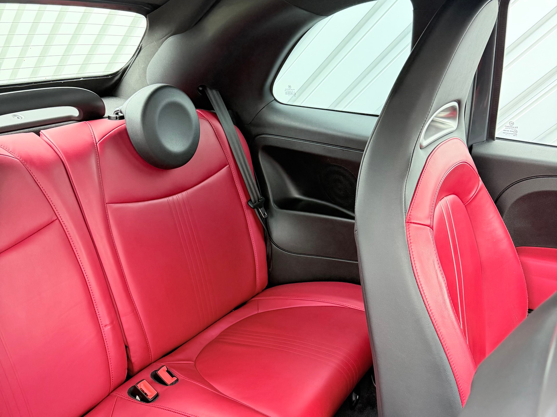 FIAT 595C 1.4 16V Turbo Abarth Turismo-image-10
