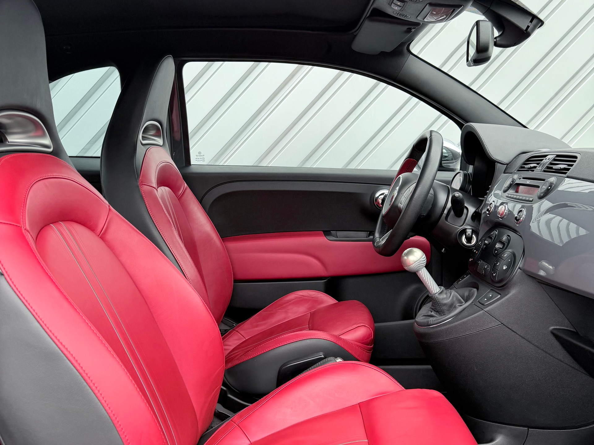FIAT 595C 1.4 16V Turbo Abarth Turismo-image-8