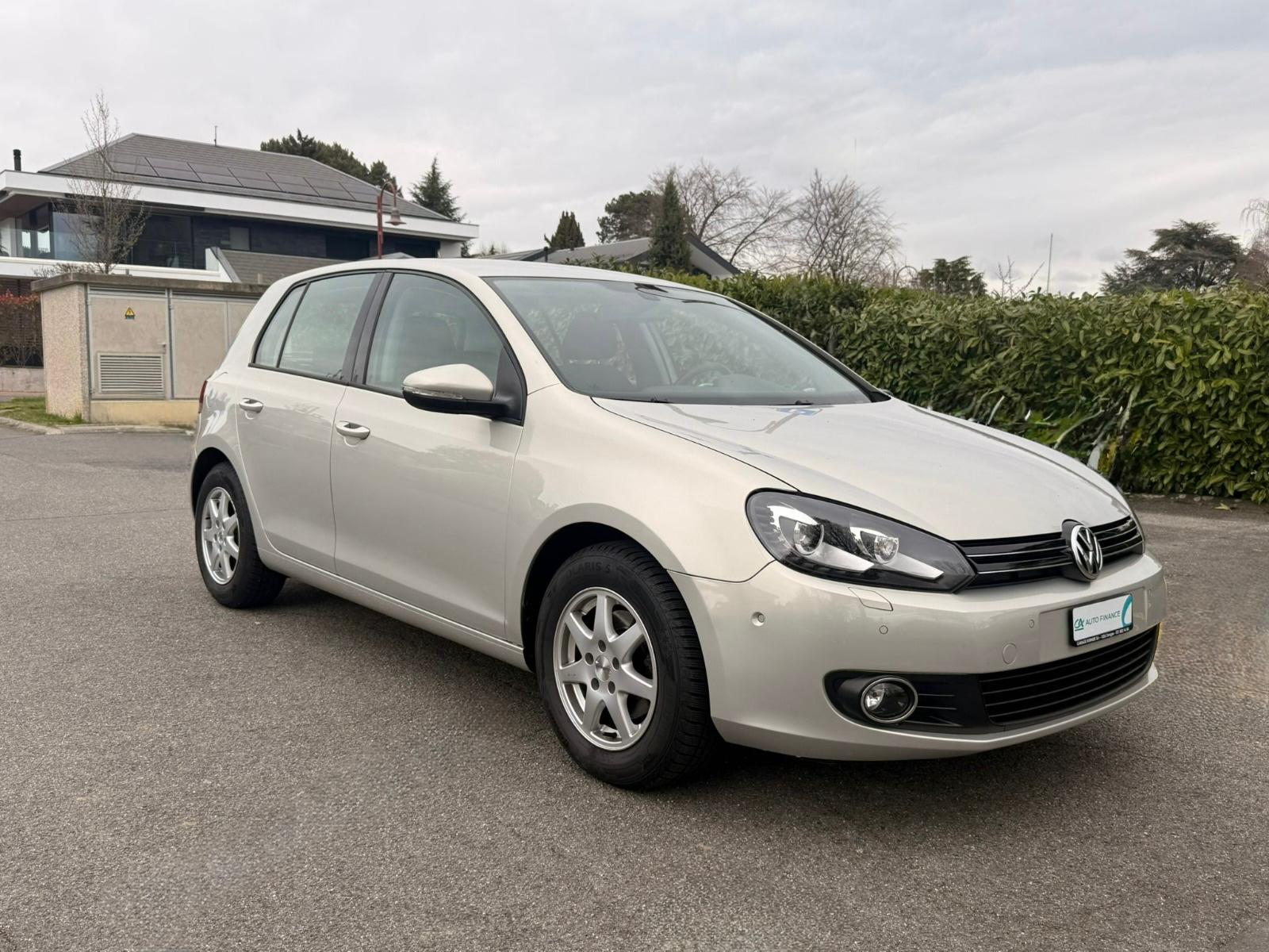 VW Golf 1.2 TSI Trendline DSG-image-8
