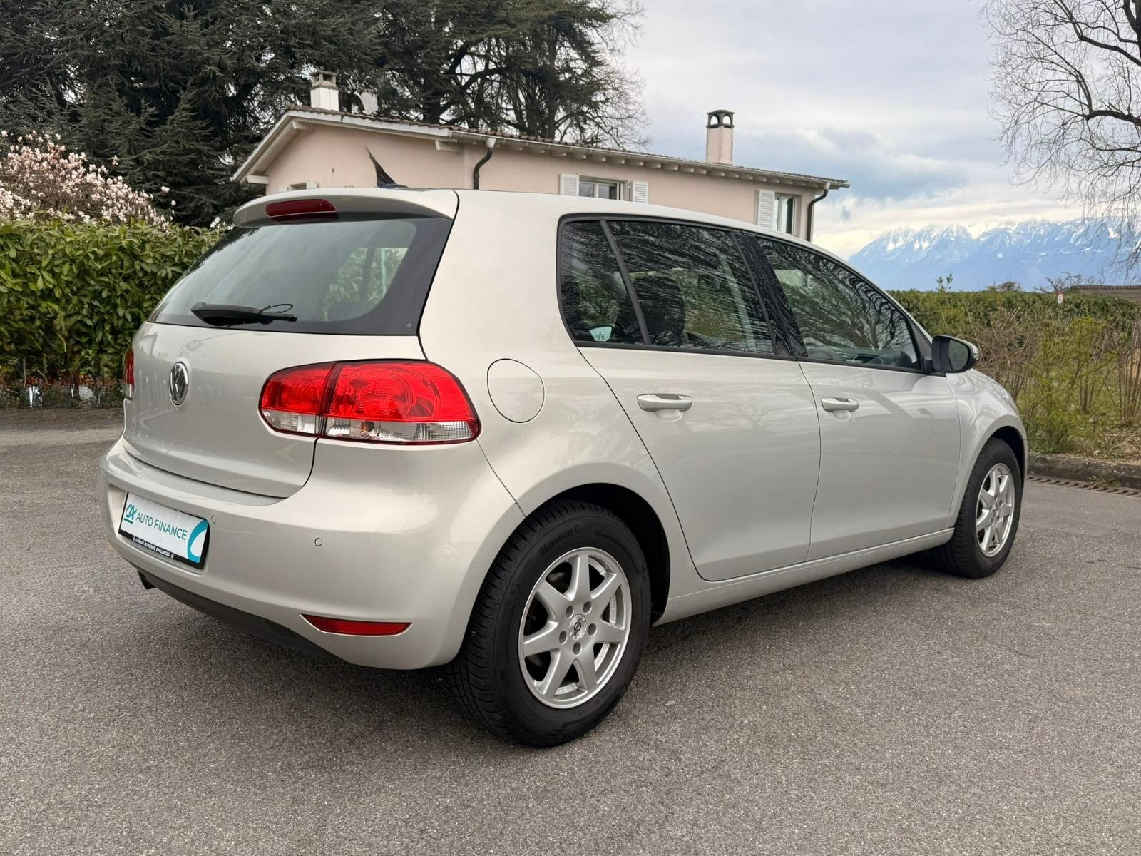 VW Golf 1.2 TSI Trendline DSG-image-6