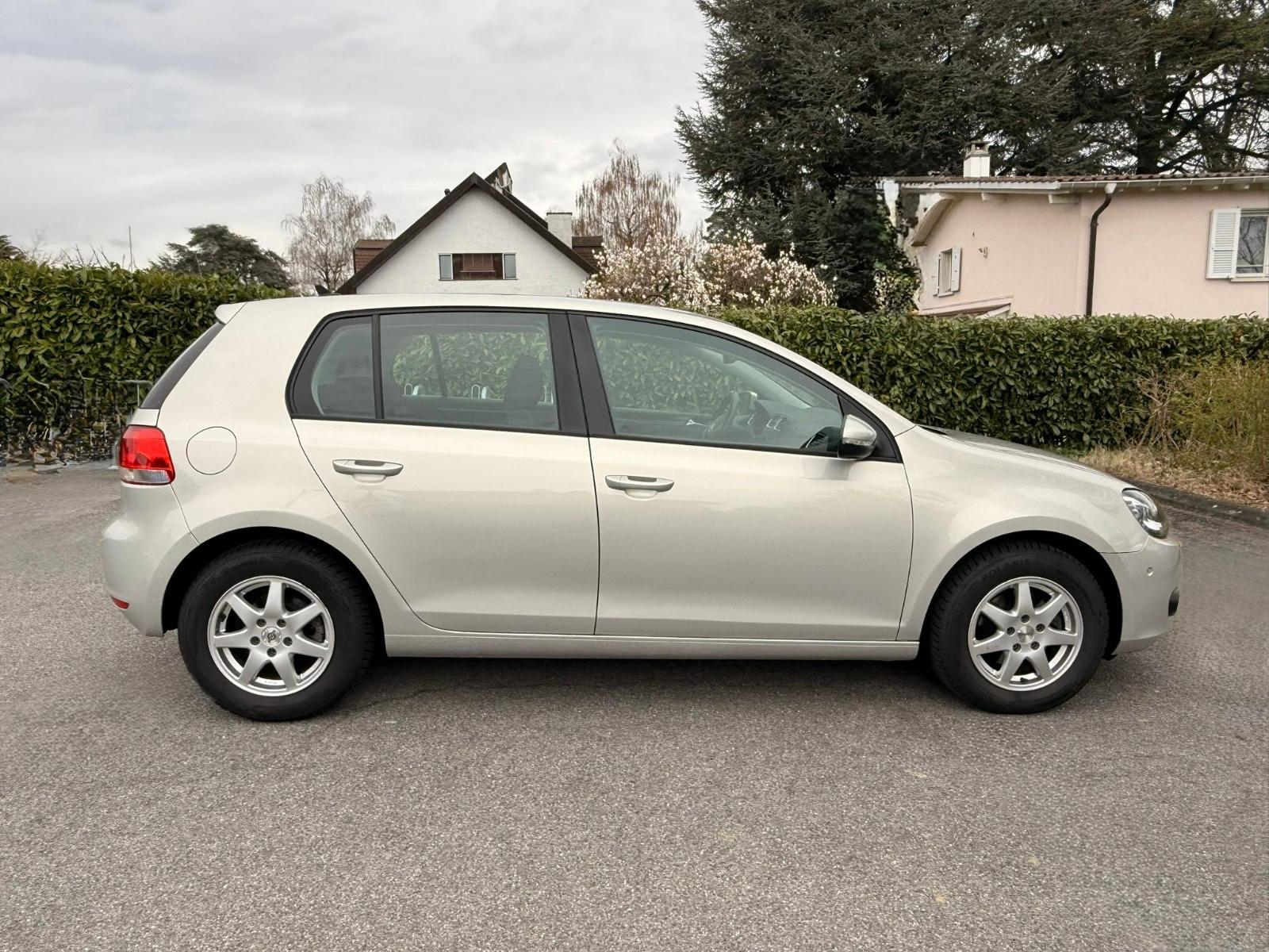 VW Golf 1.2 TSI Trendline DSG-image-7