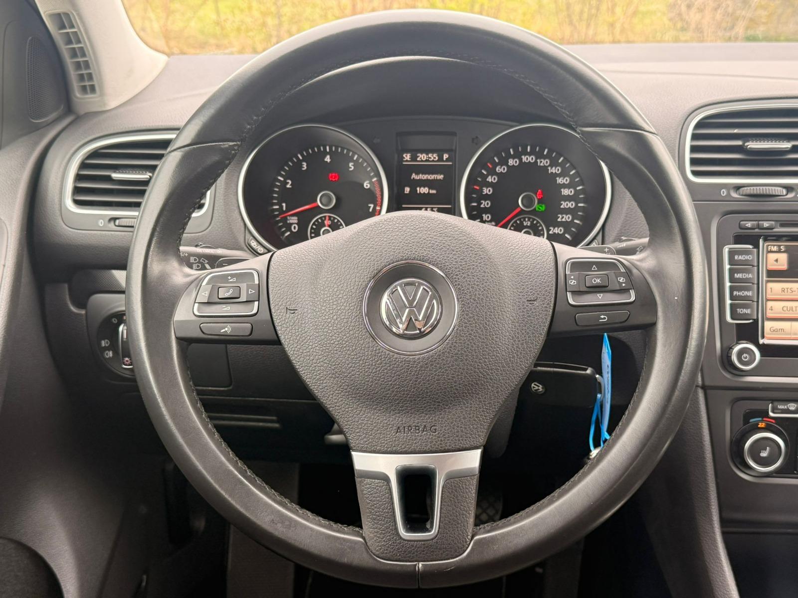 VW Golf 1.2 TSI Trendline DSG-image-12