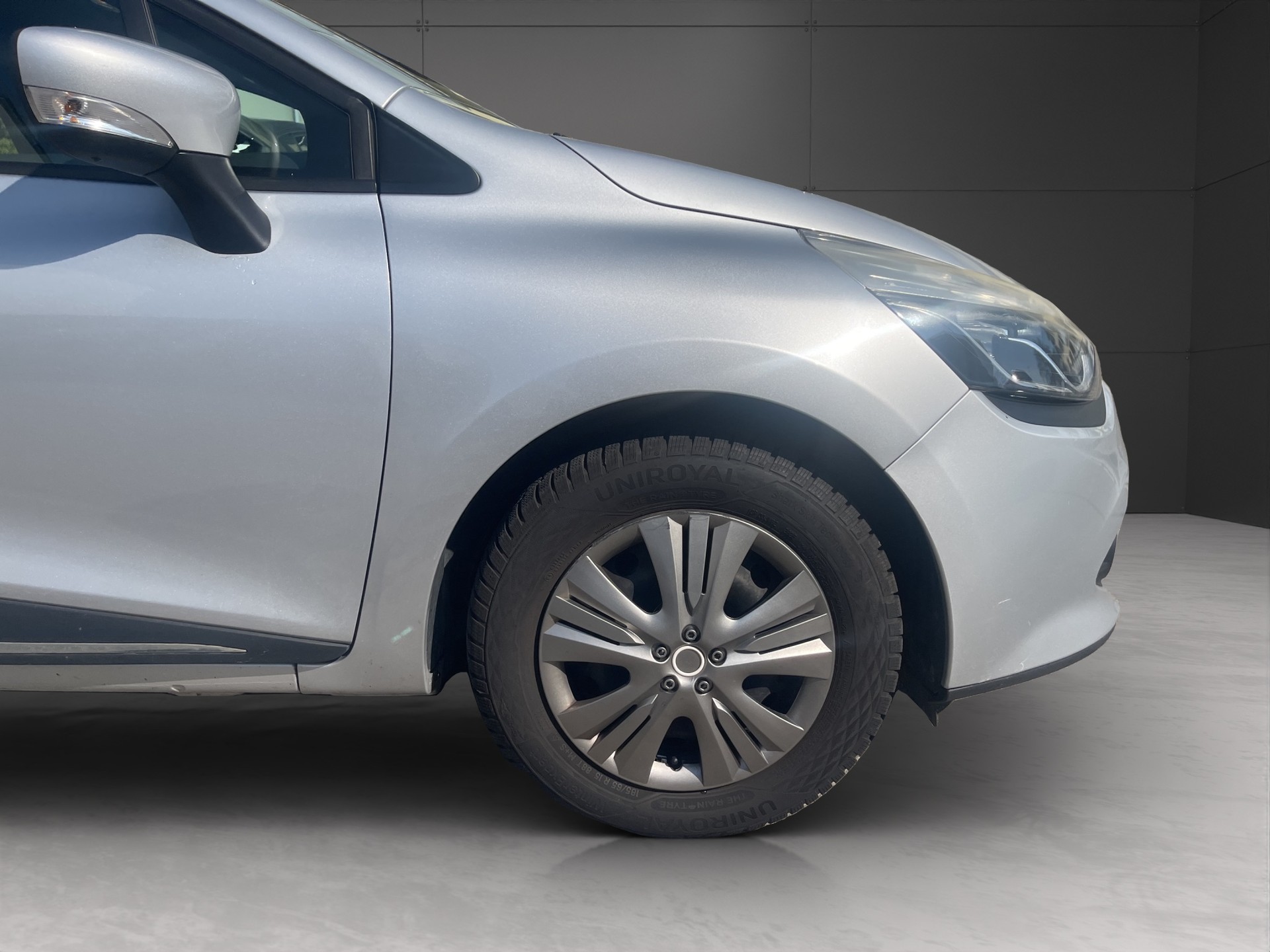 RENAULT Clio 1.2 16V Authentique-image-14