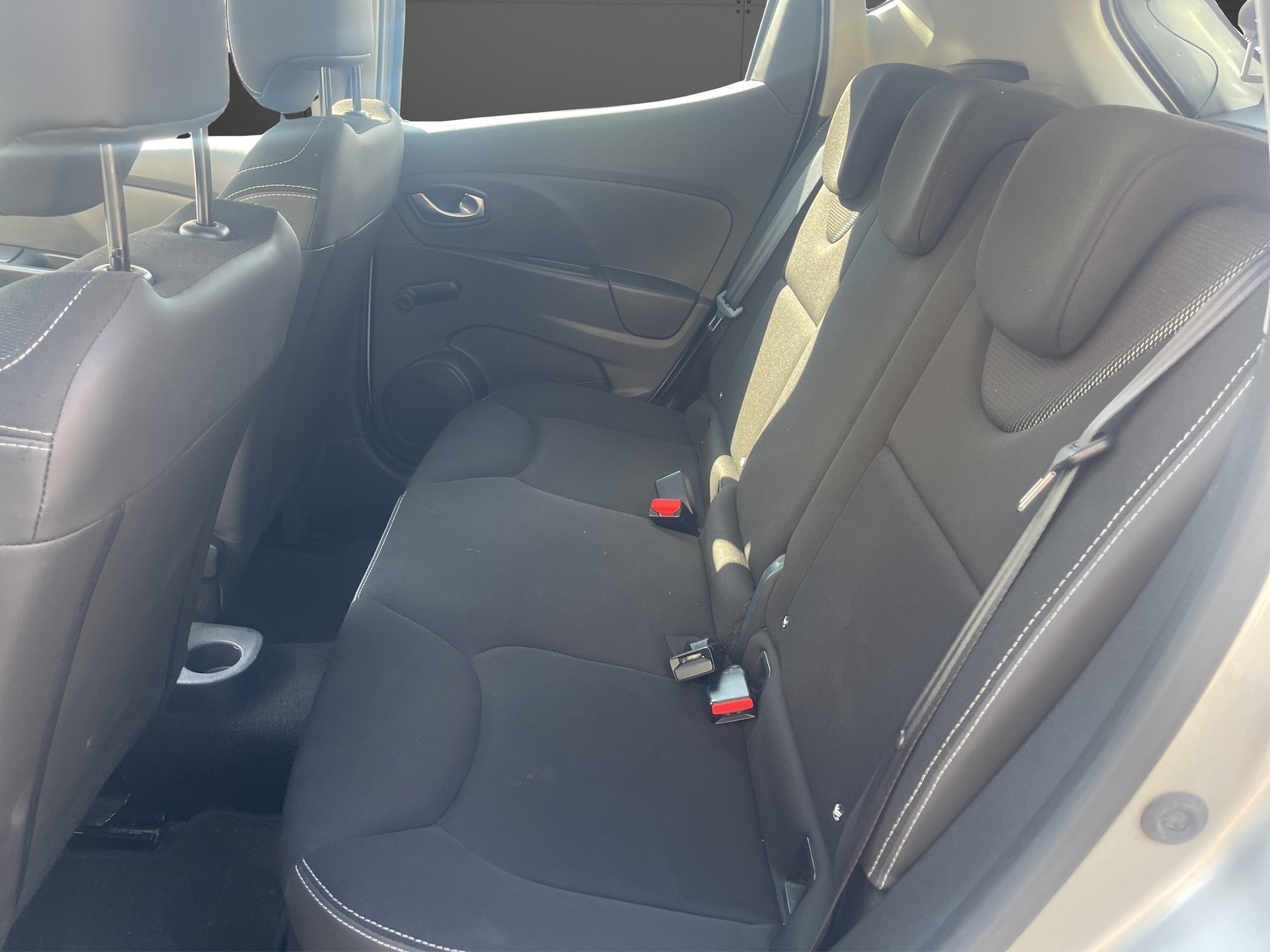 RENAULT Clio 1.2 16V Authentique-image-10