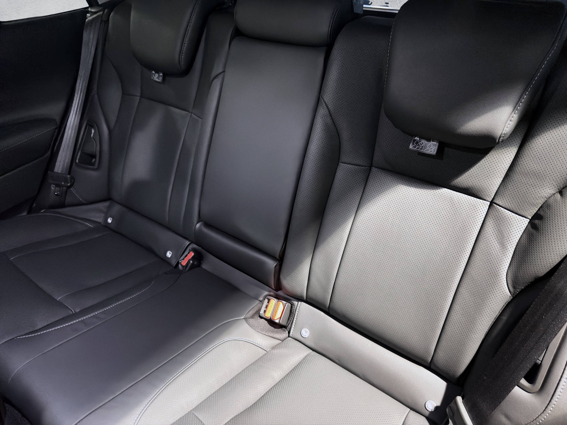 SUBARU Outback 2.5i Final Edition-image-8