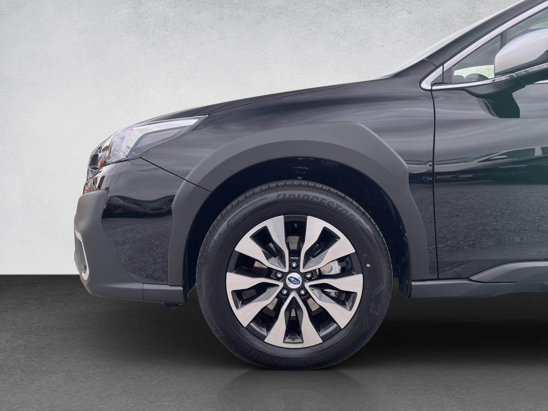 SUBARU Outback 2.5i Final Edition-image-2