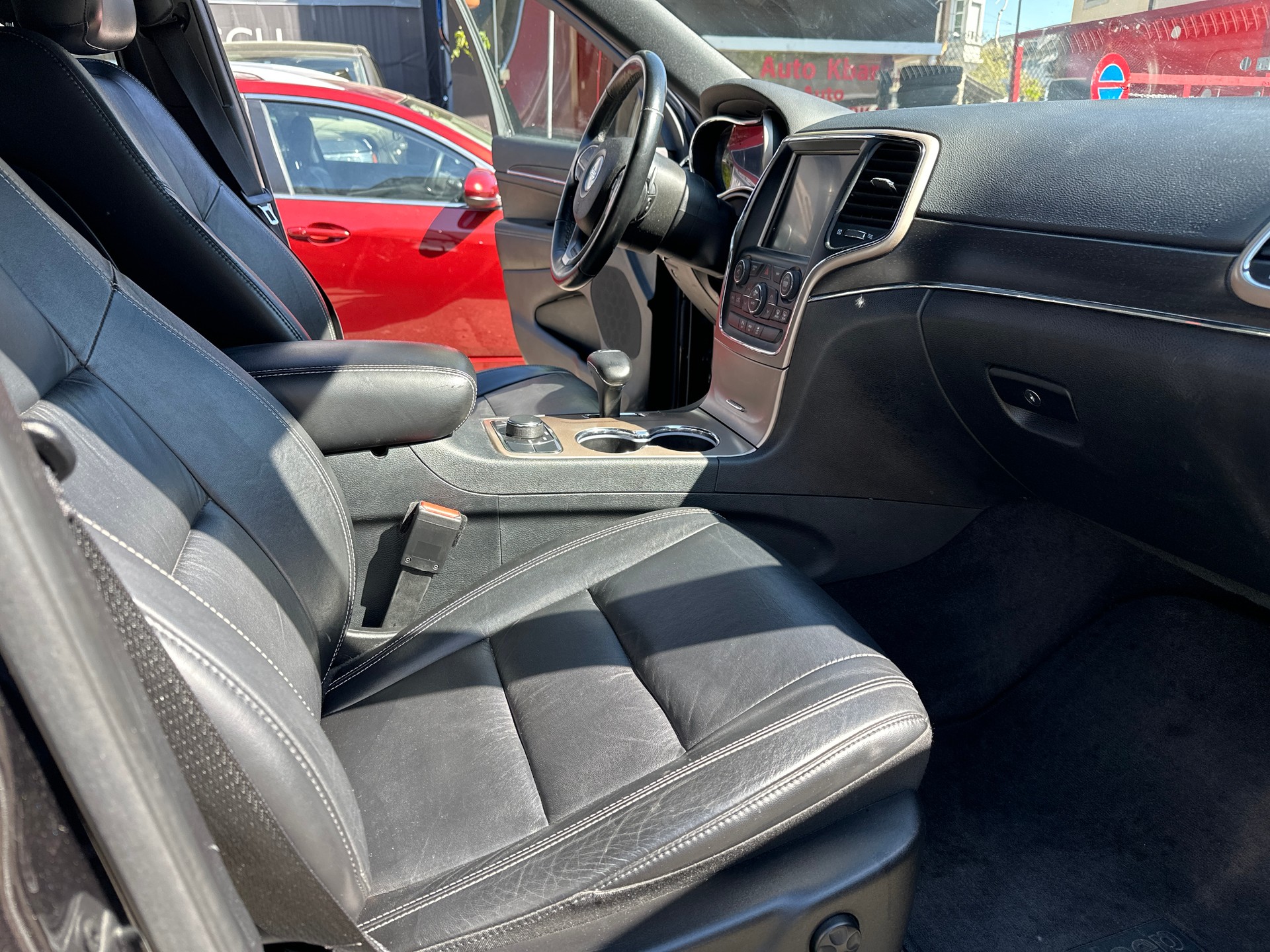JEEP Grand Cherokee 3.0 CRD Limited Automatic-image-12