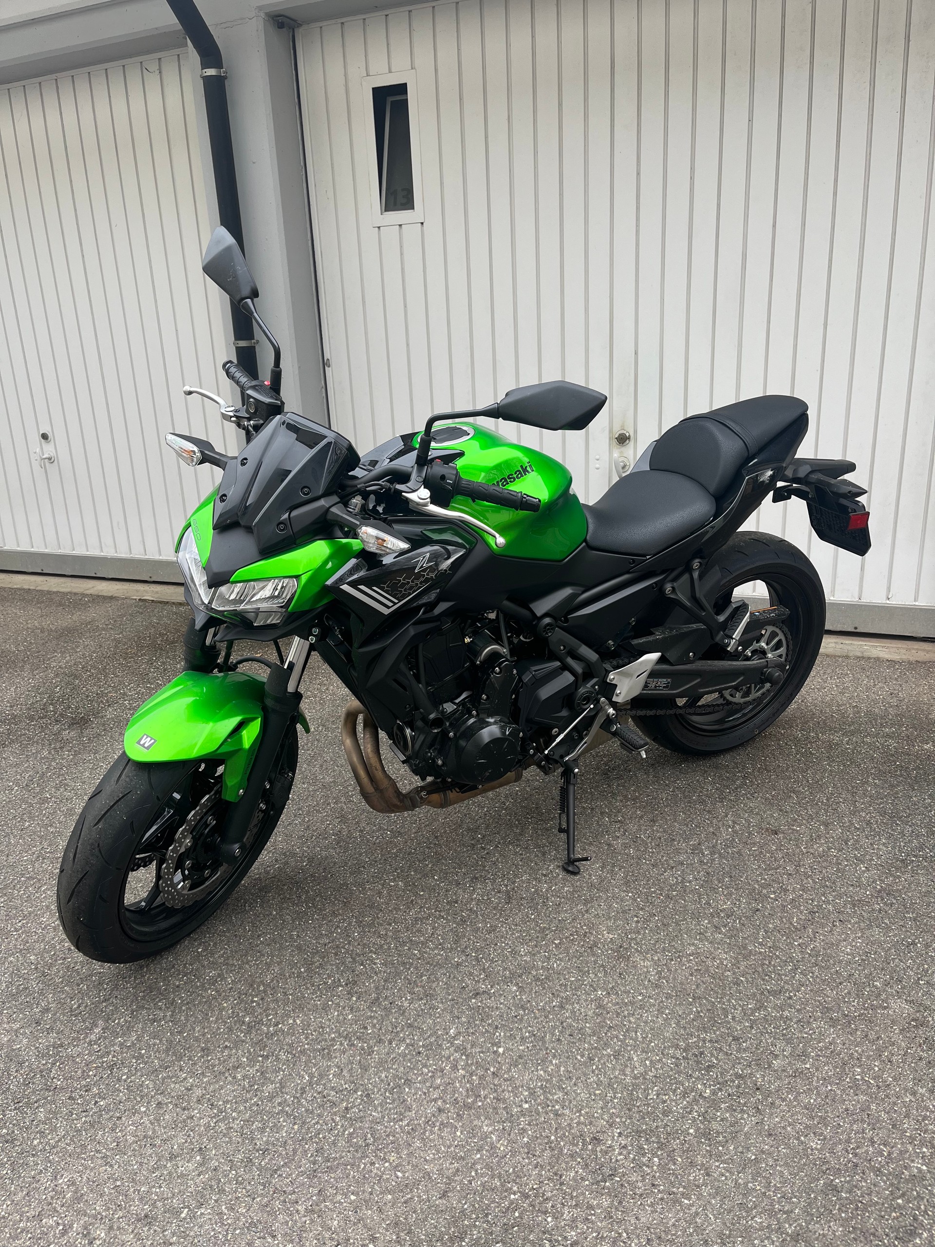 KAWASAKI Z 650-image-1