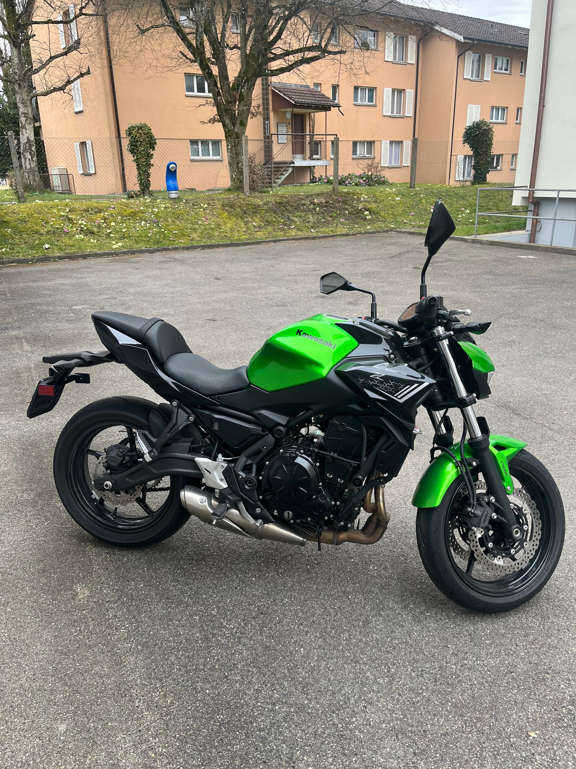 KAWASAKI Z 650-image-4