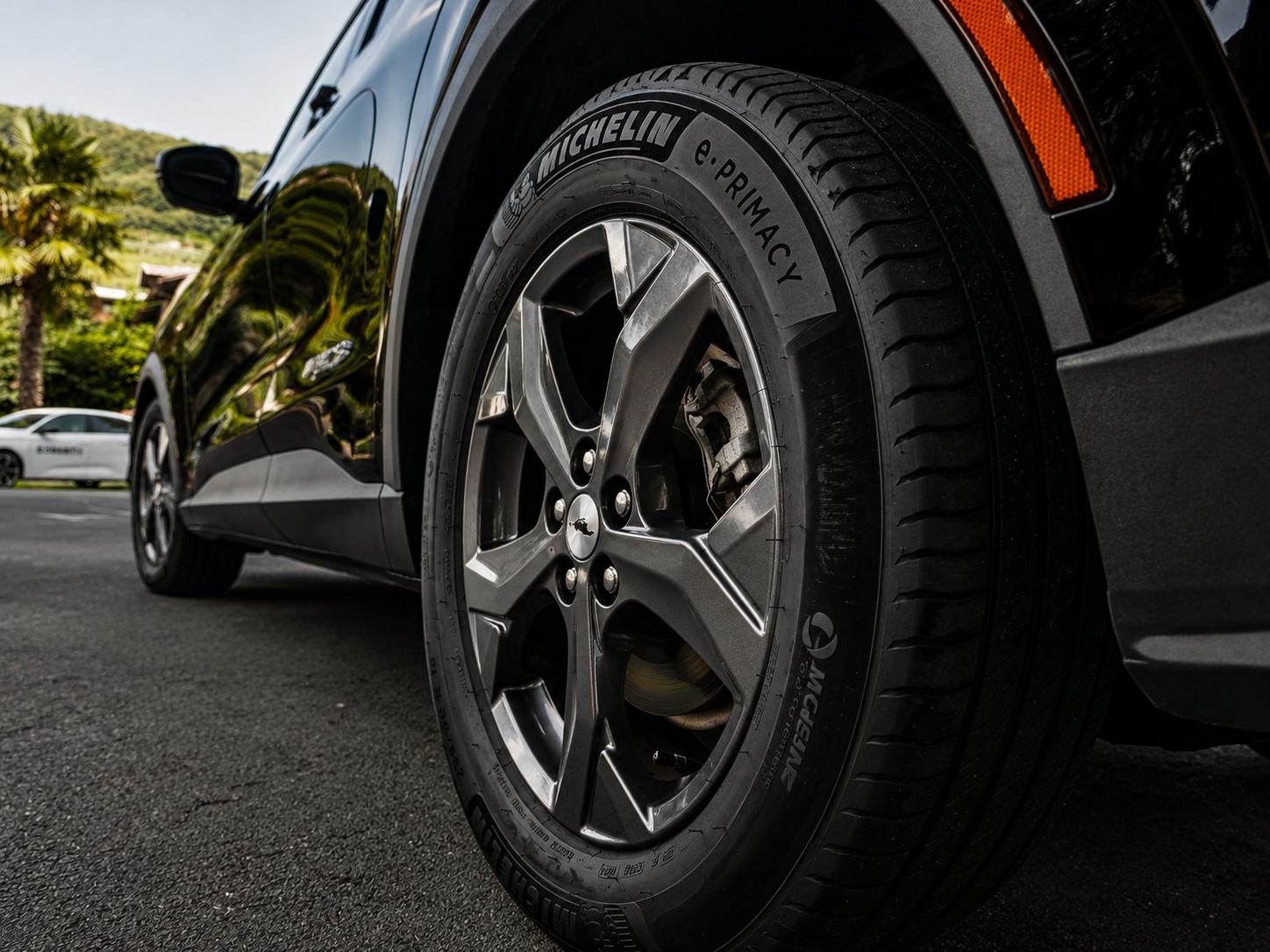 FORD Mustang MACH-E RWD 91 kWh-image-11