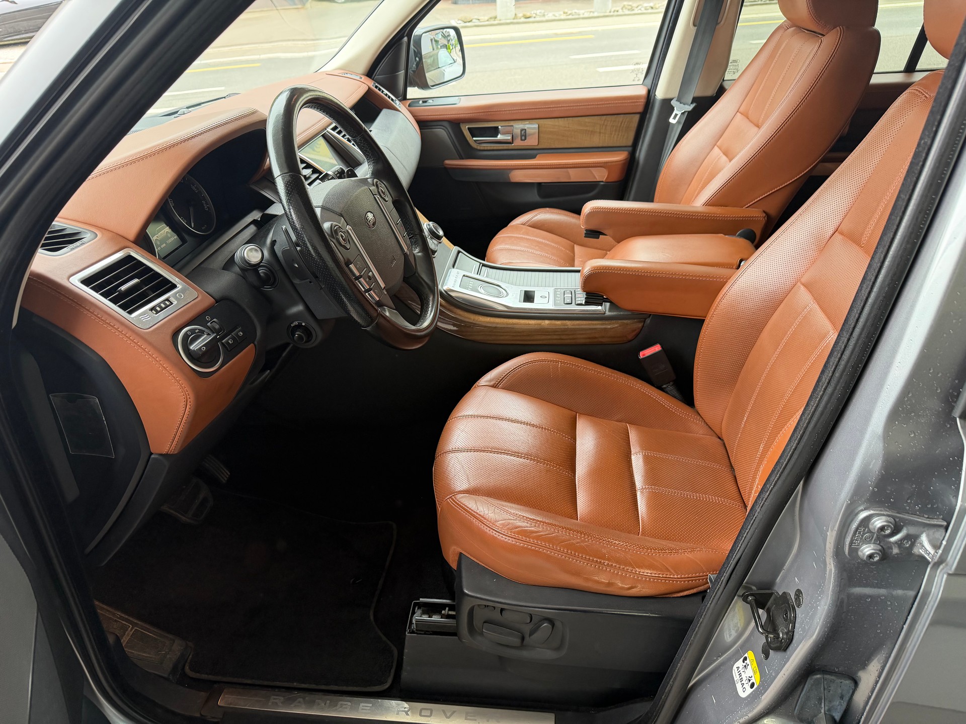 LAND ROVER Range Rover Sport 3.0 TDV6 SE Automatic-image-7