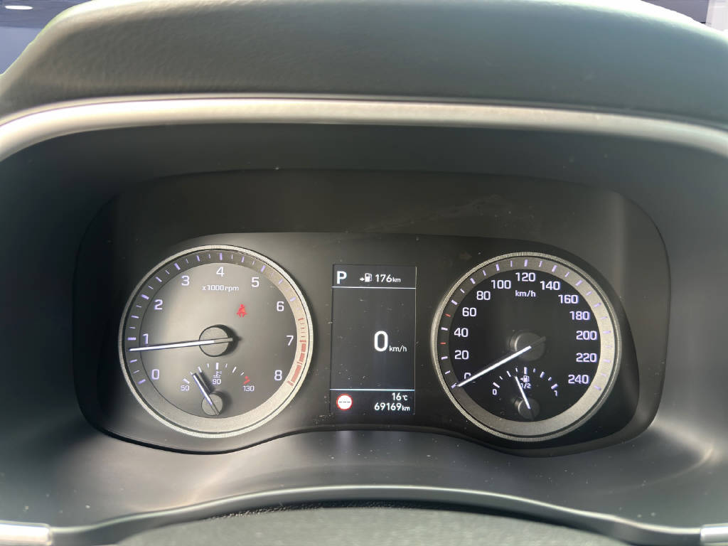 HYUNDAI TUCSON 1.6 T-GDi Amplia 4WD-image-13
