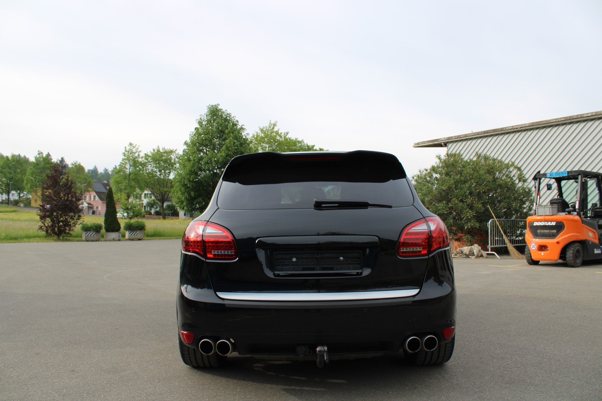 PORSCHE Cayenne Turbo-image-5