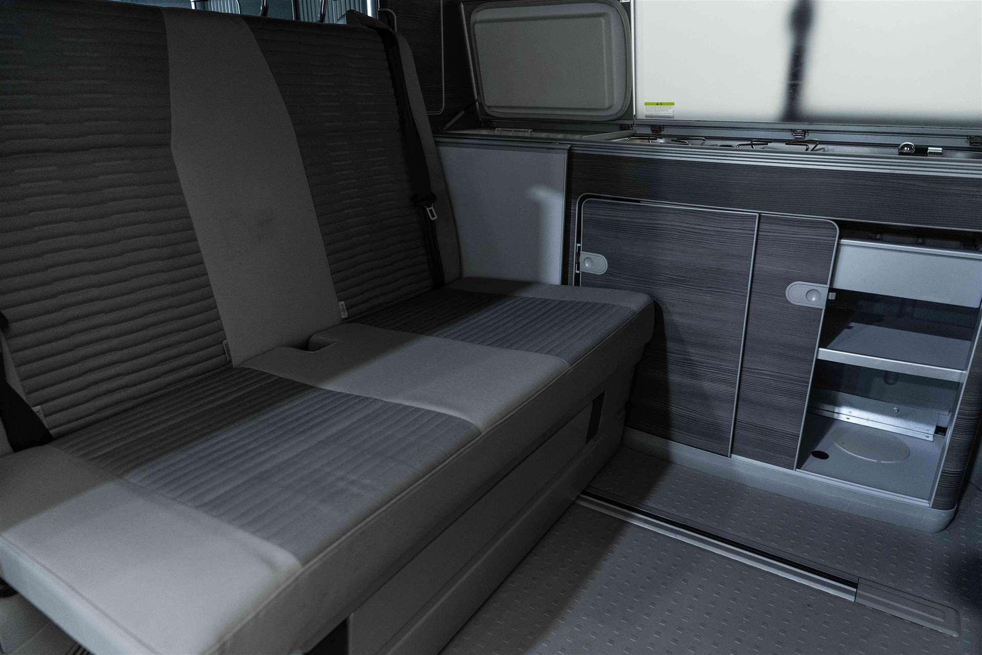 VW T6 California 2.0 TDI Ocean 4Motion-image-14