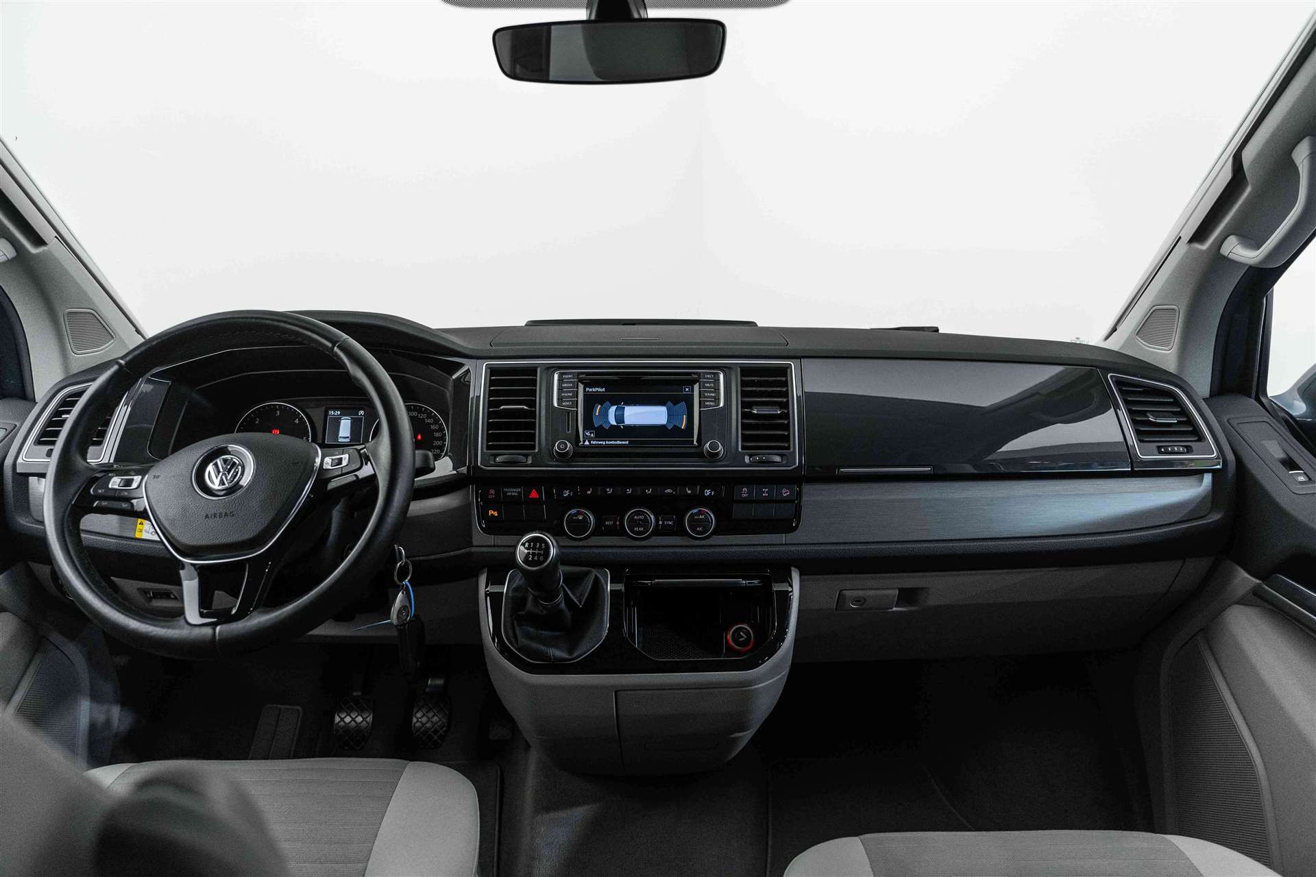 VW T6 California 2.0 TDI Ocean 4Motion-image-10