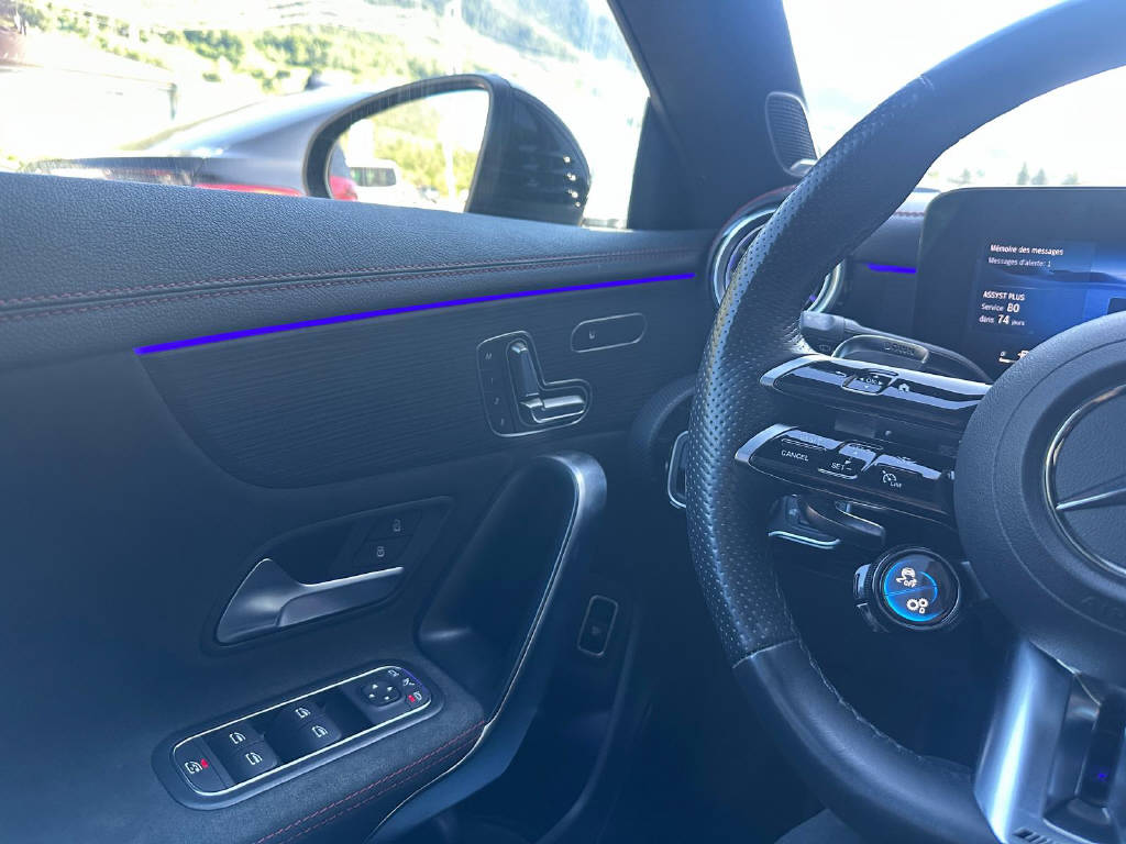 MERCEDES-BENZ CLA 35 AMG 4matic CH-Auto-image-11