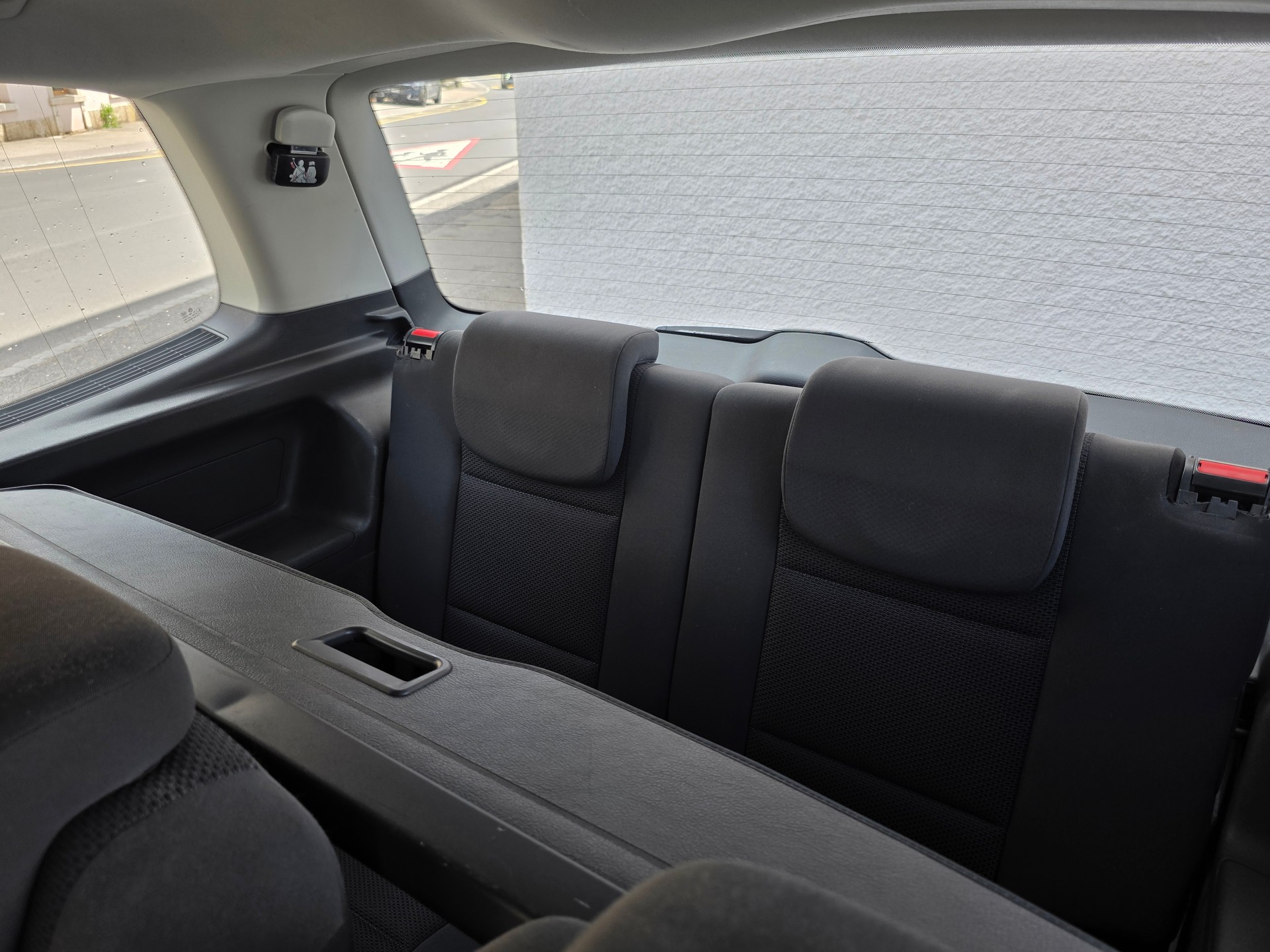 VW Touran 1.2 TSI Trendline-image-10
