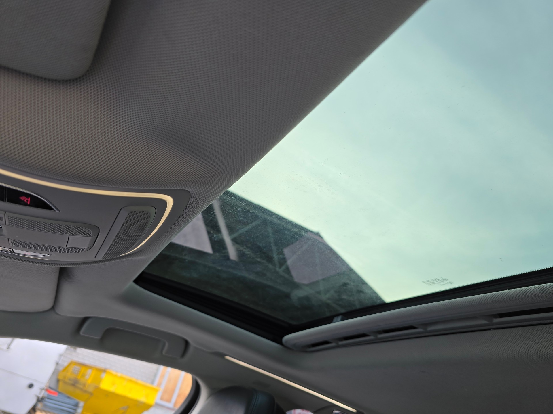 AUDI A8 3.0 TDI quattro tiptronic-image-16