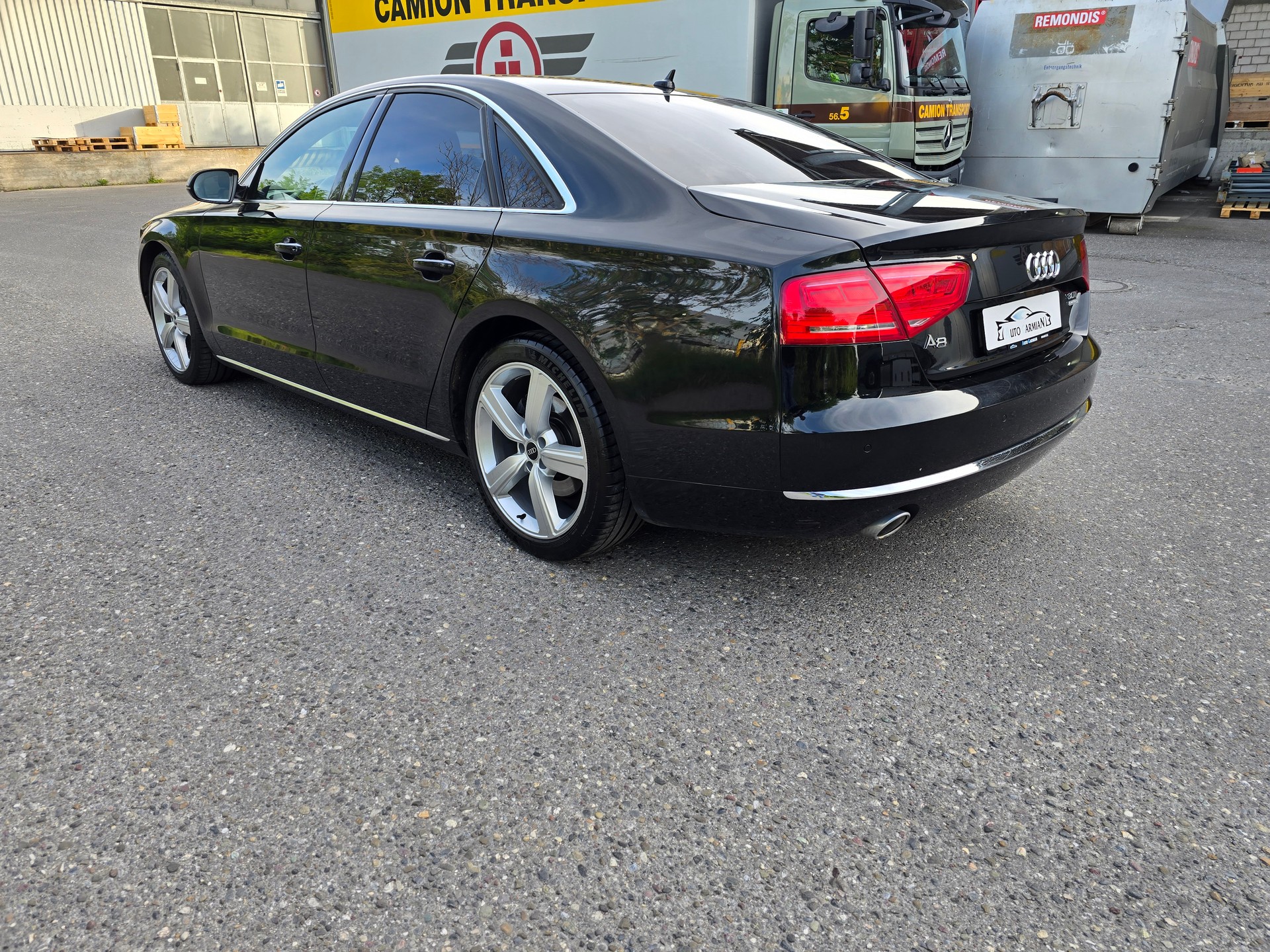 AUDI A8 3.0 TDI quattro tiptronic-image-5