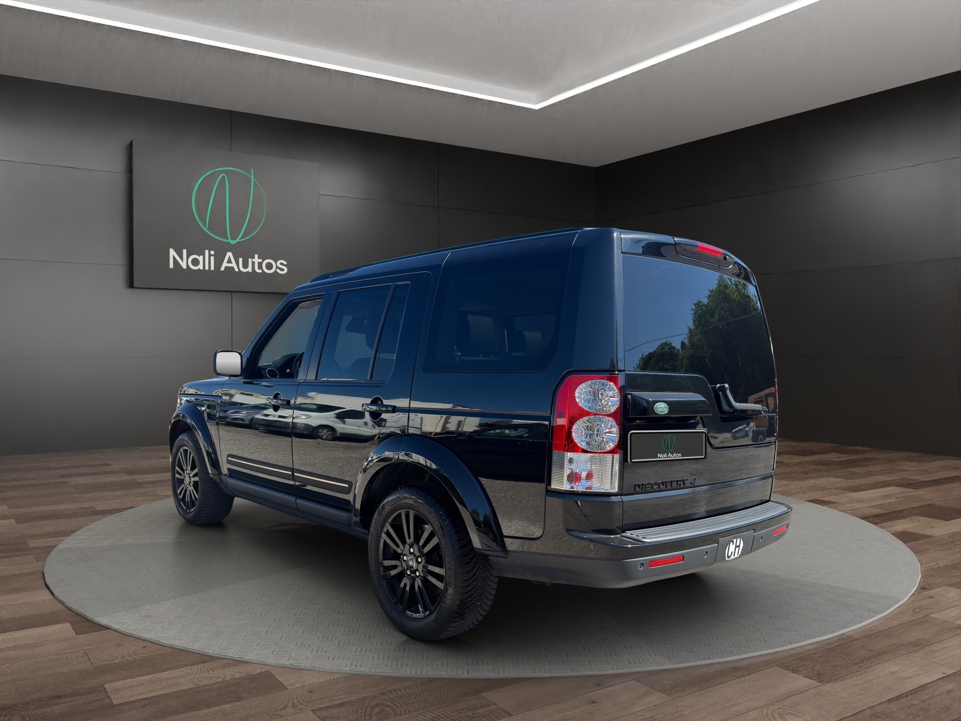 LAND ROVER Discovery 3.0 SDV6 HSE Automatic-showroom-element-2