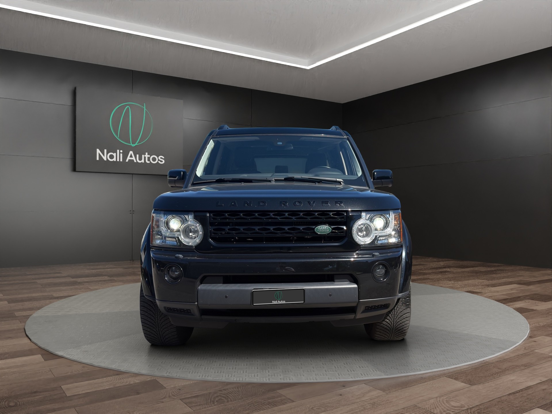 LAND ROVER Discovery 3.0 SDV6 HSE Automatic-showroom-element-1