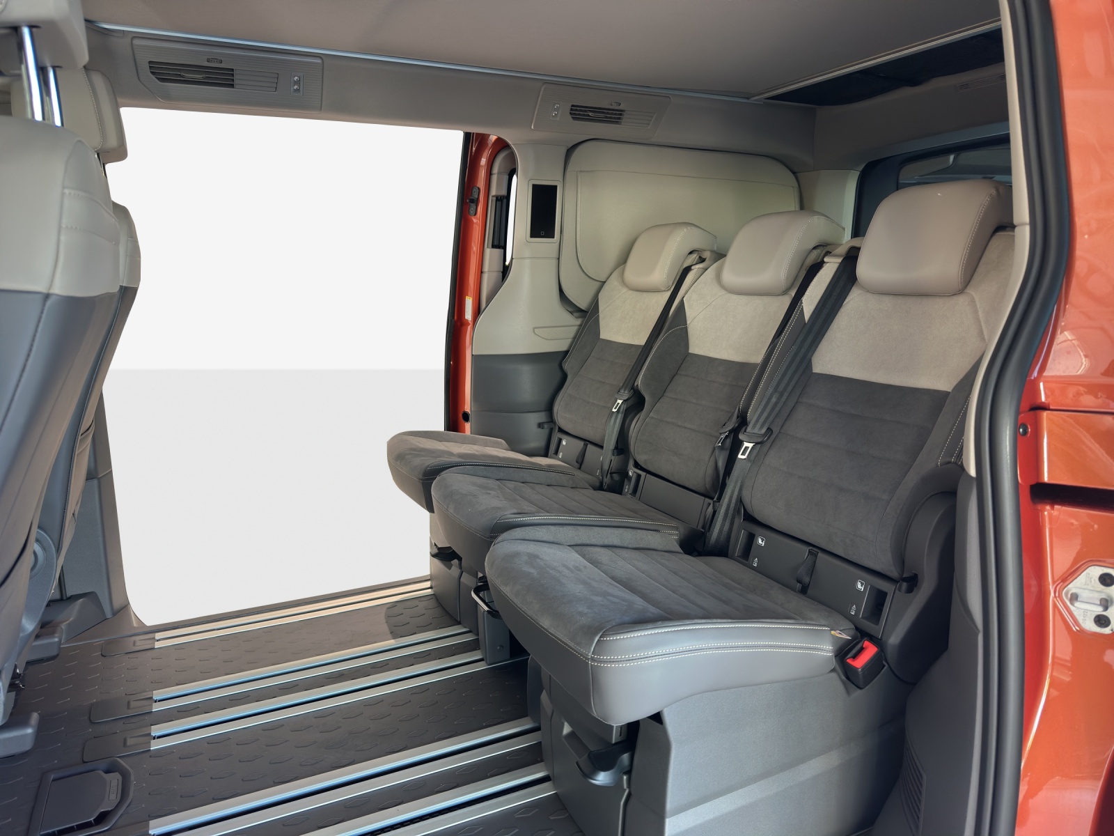 VW California 2.0 TDI Beach Tour-image-11