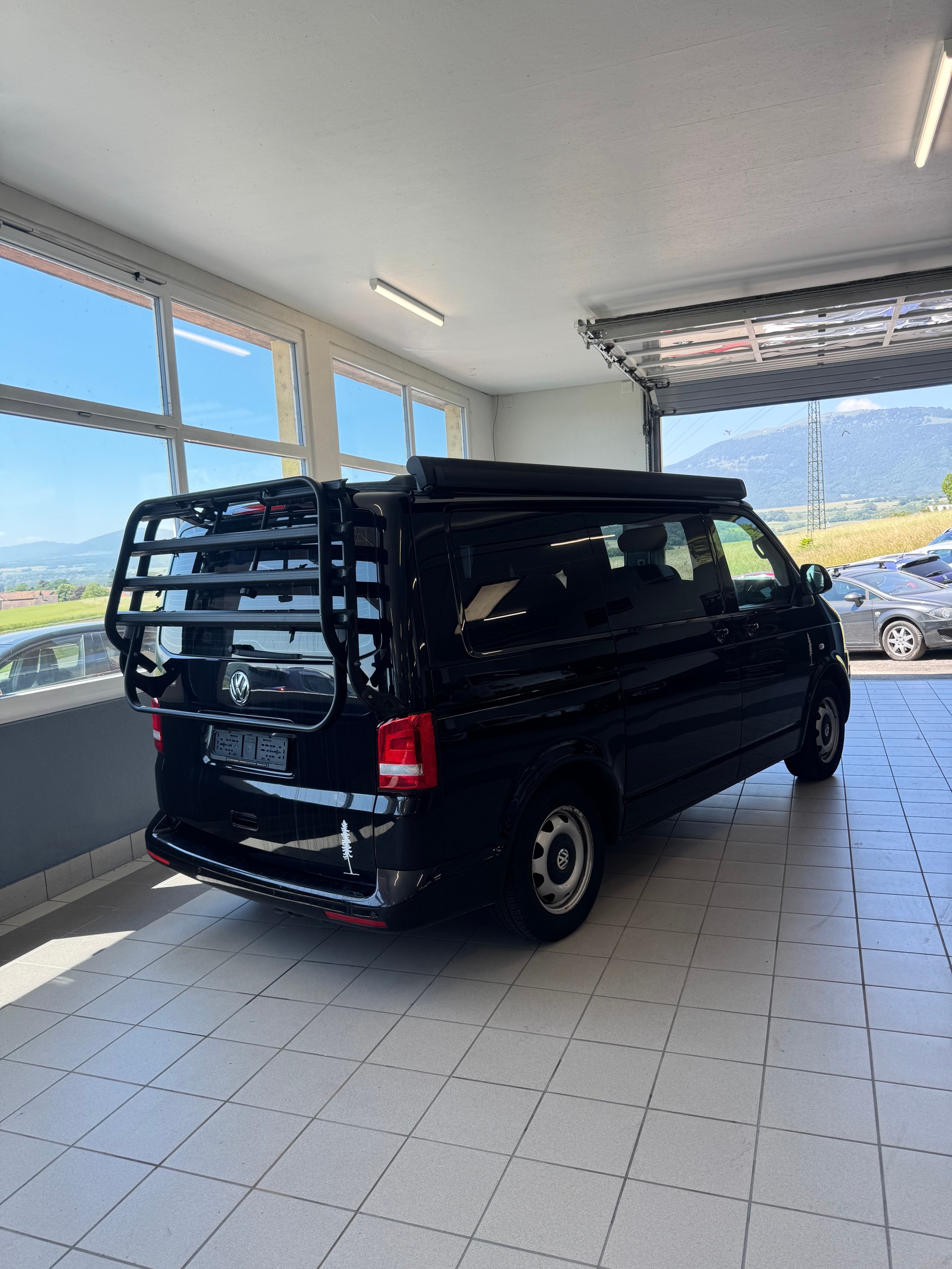VW T5 California 2.0 TDI Beach Travel-image-22