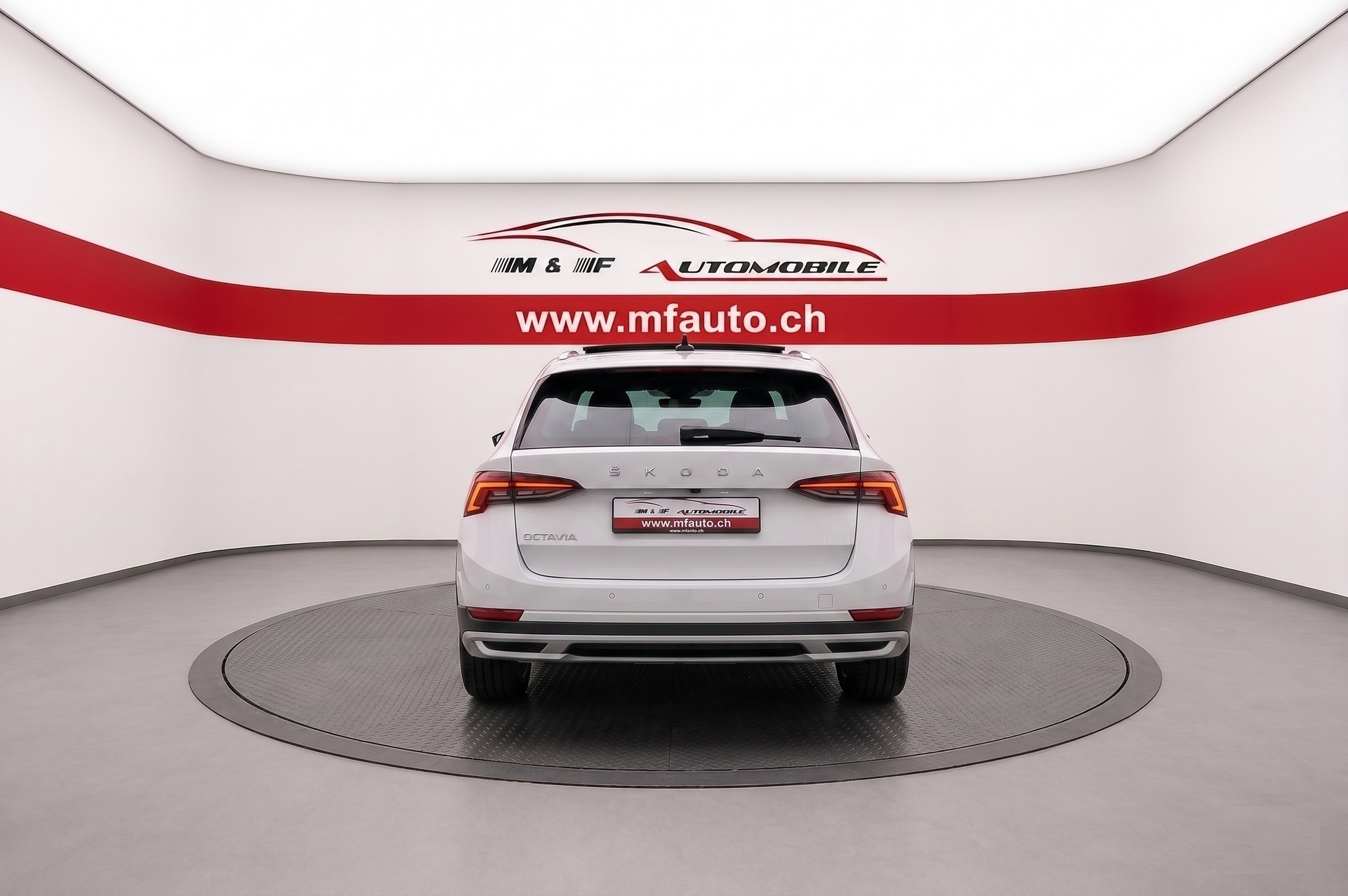 SKODA Octavia Scout 2.0 TDI 4x4 DSG-image-5