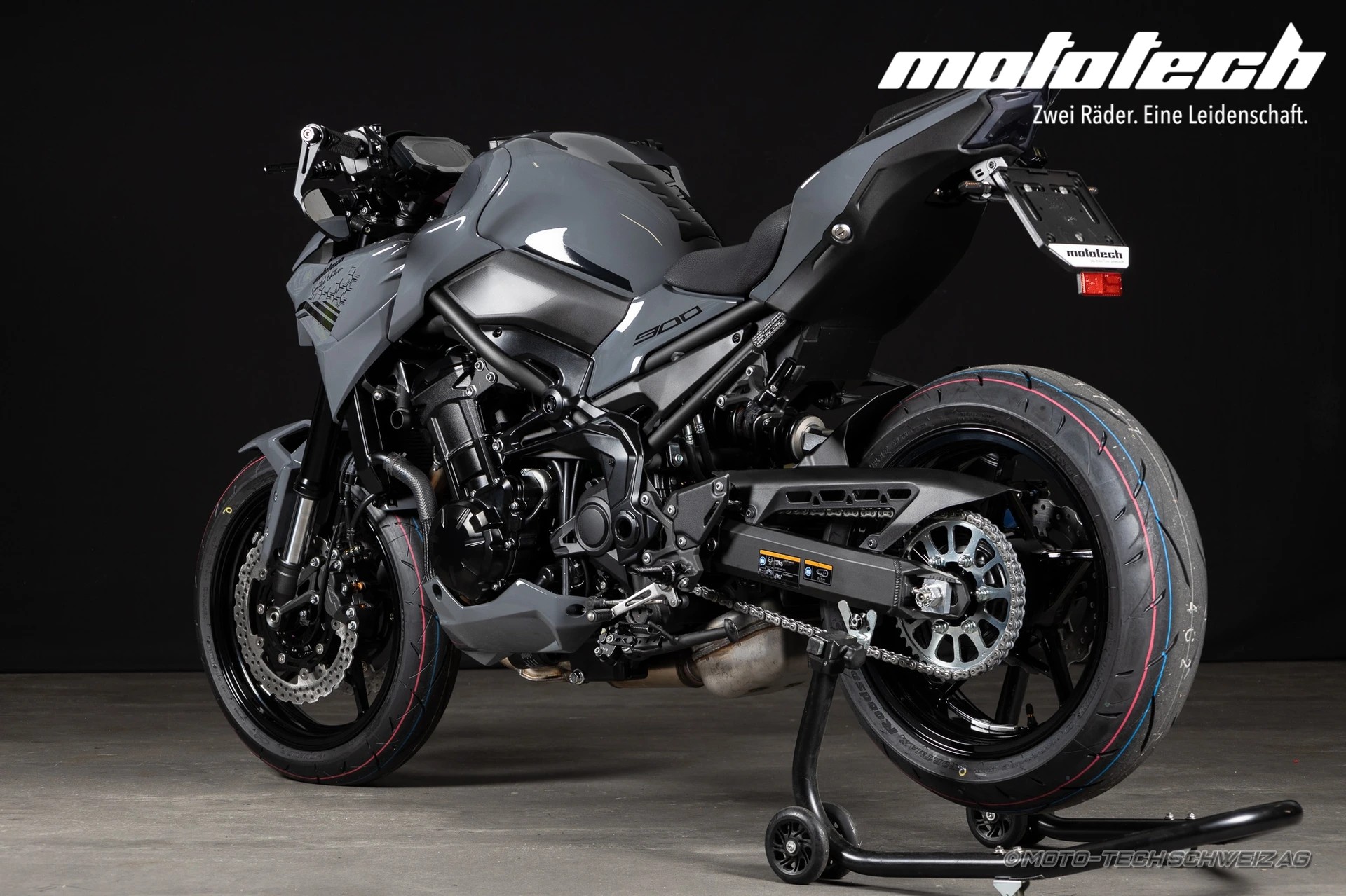 KAWASAKI Z 900-image-3