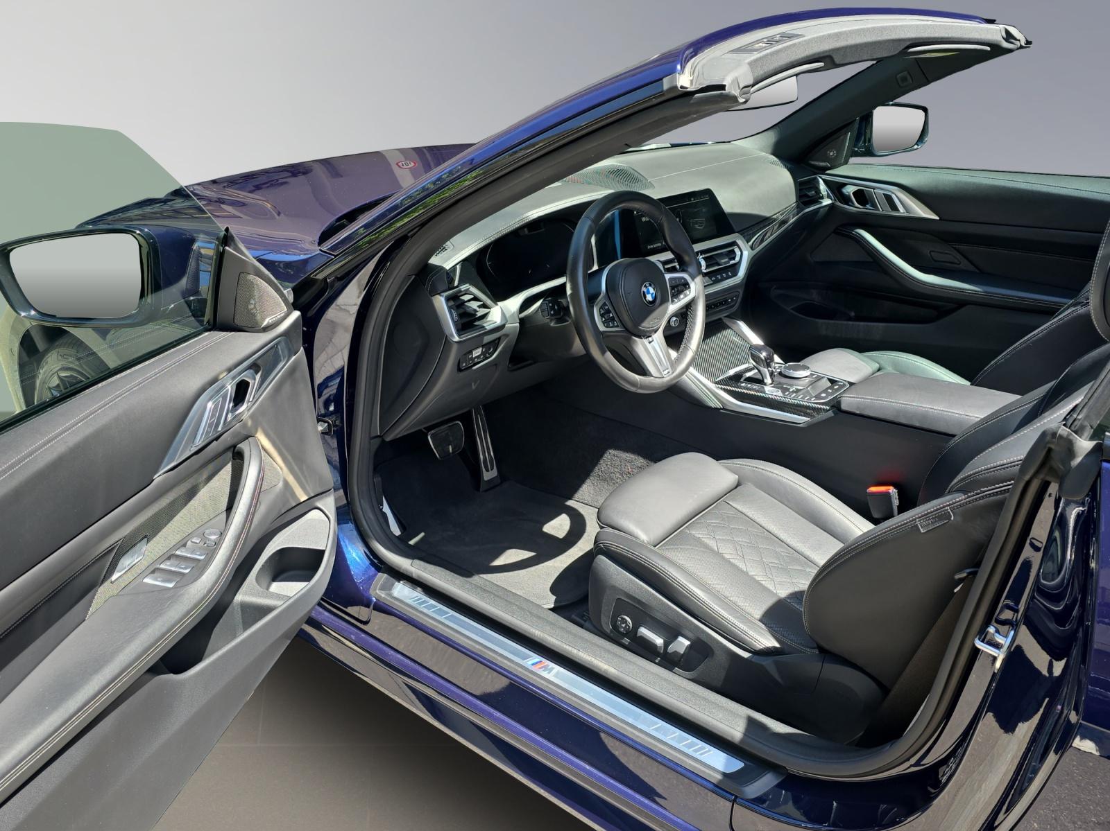 BMW M440i xDrive Cabrio-image-10