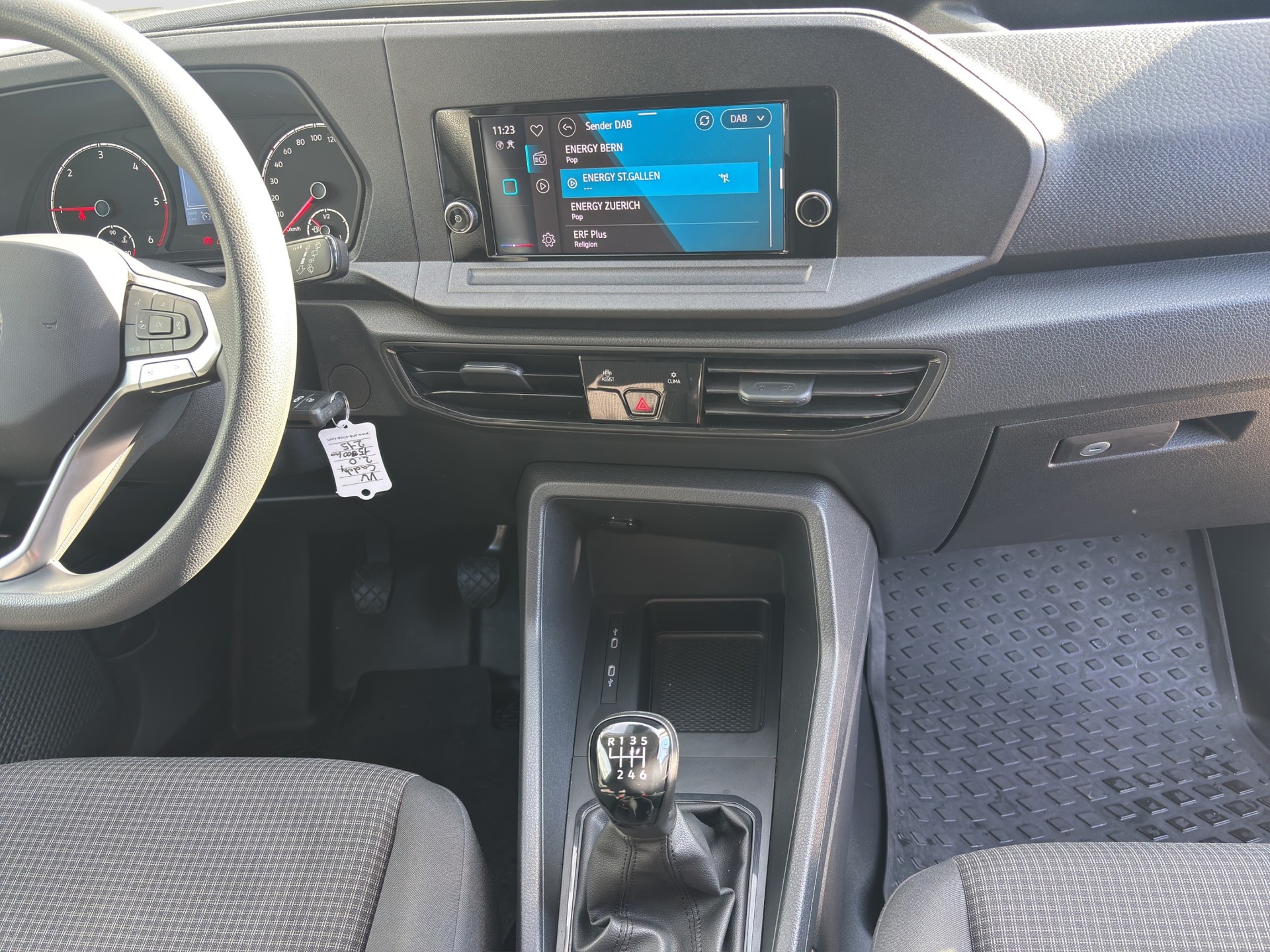 VW Caddy Cargo 2.0TDI Entry-image-6
