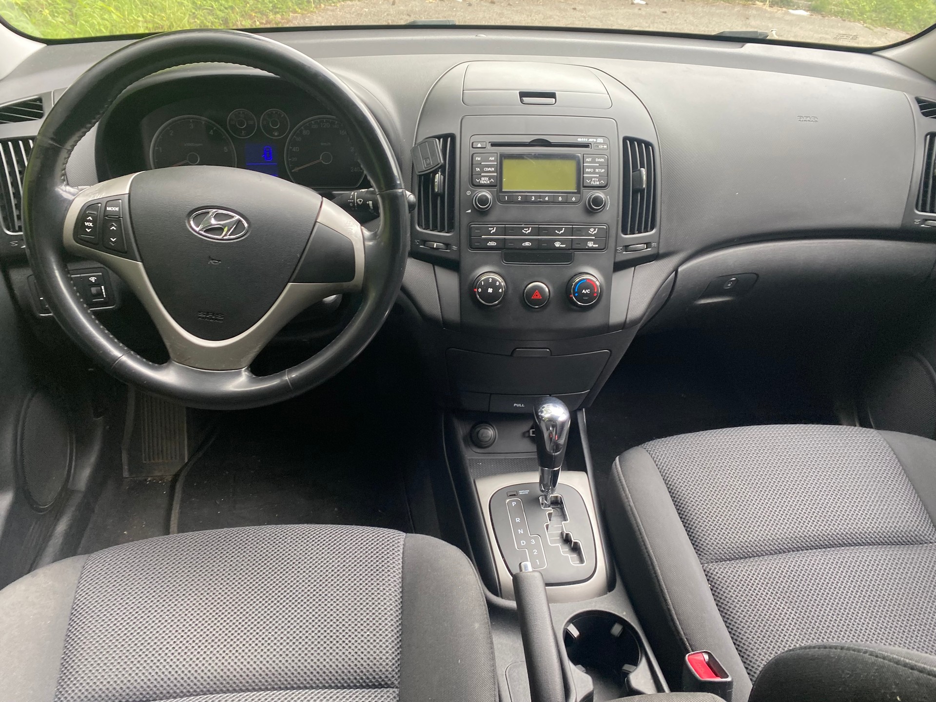 HYUNDAI i30 Wagon 1.6 CRDi Style Automatic-image-8